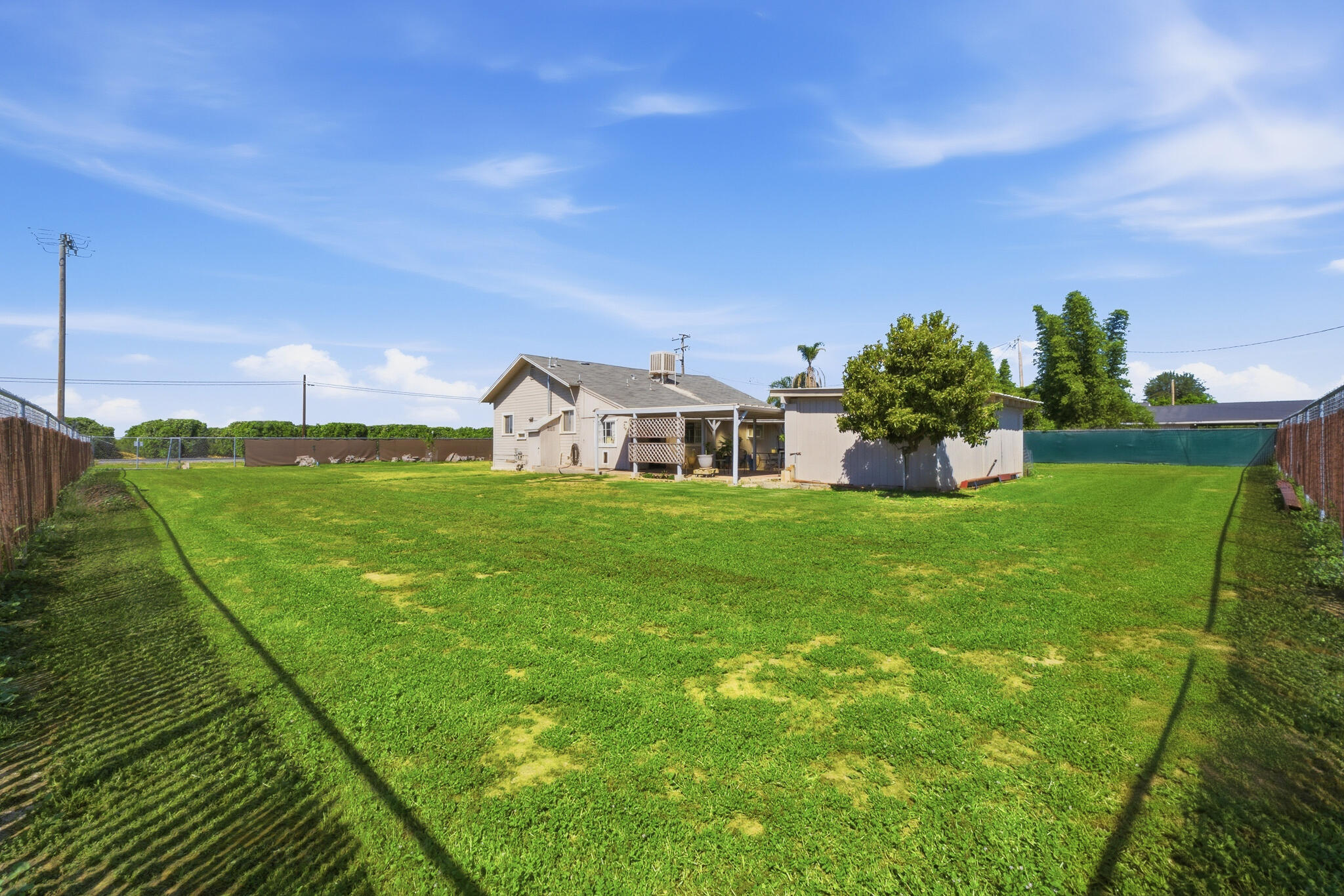 2120 S Kaweah Ave, Exeter, CA 93221