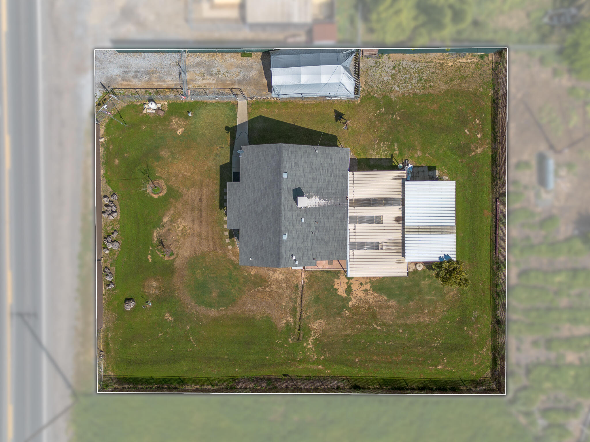 2120 S Kaweah Ave, Exeter, CA 93221