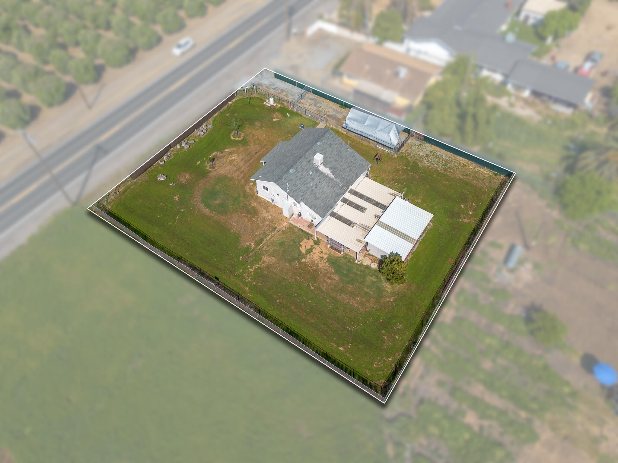 2120 S Kaweah Ave, Exeter, CA 93221