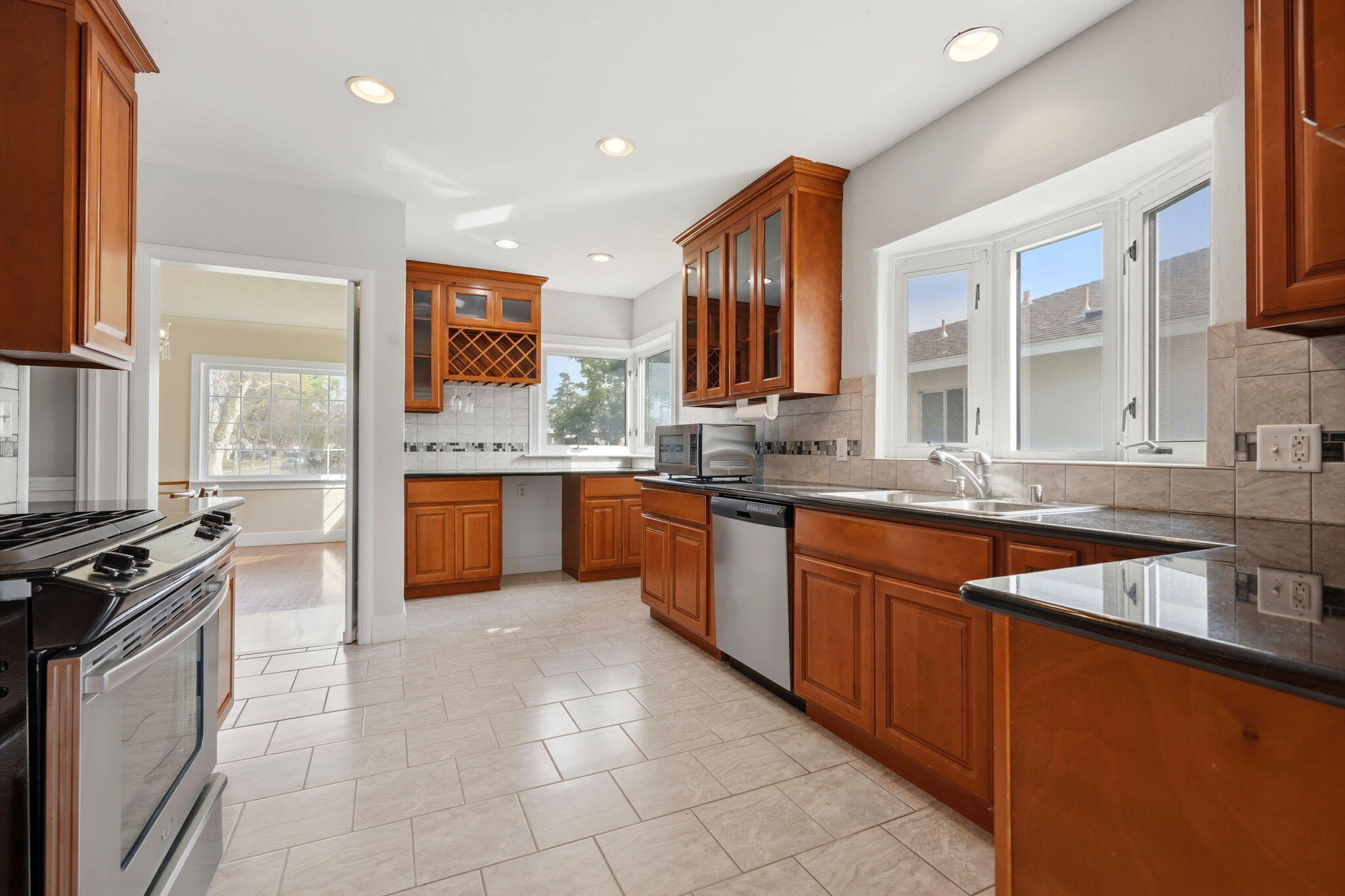 1647 N Harrison Ave, Fresno, CA 93704