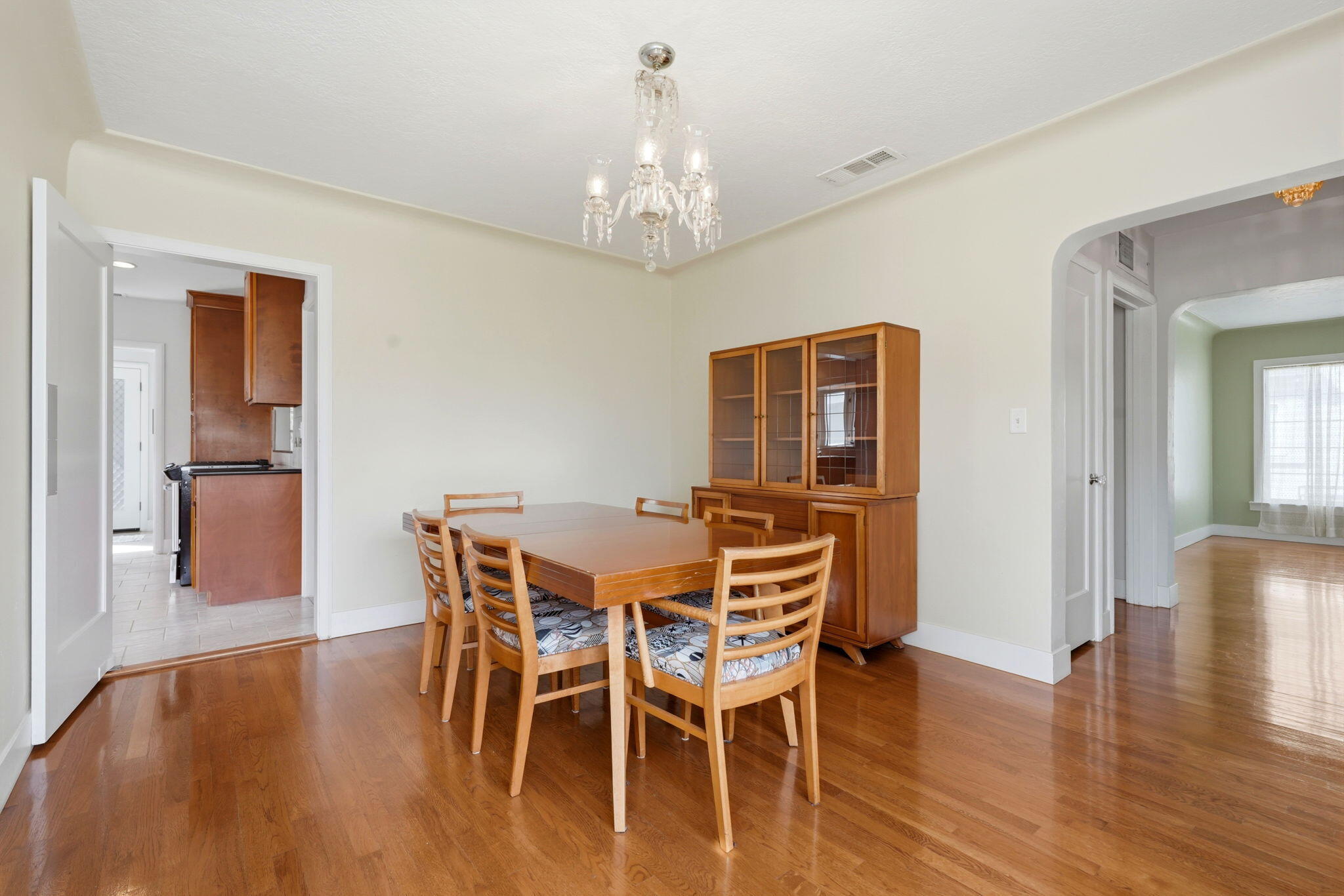 1647 N Harrison Ave, Fresno, CA 93704