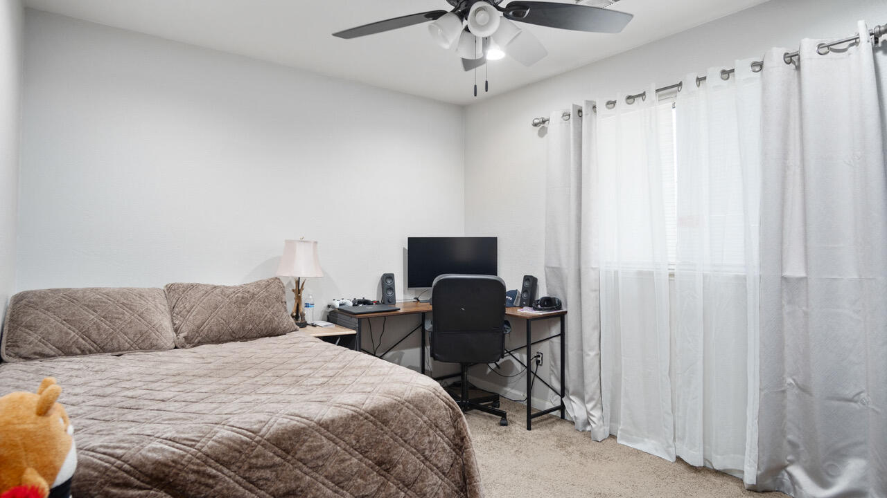 691 Oxford St, Porterville, CA 93257