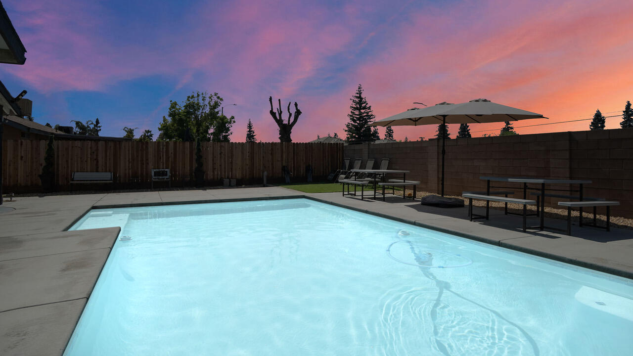 691 Oxford St, Porterville, CA 93257