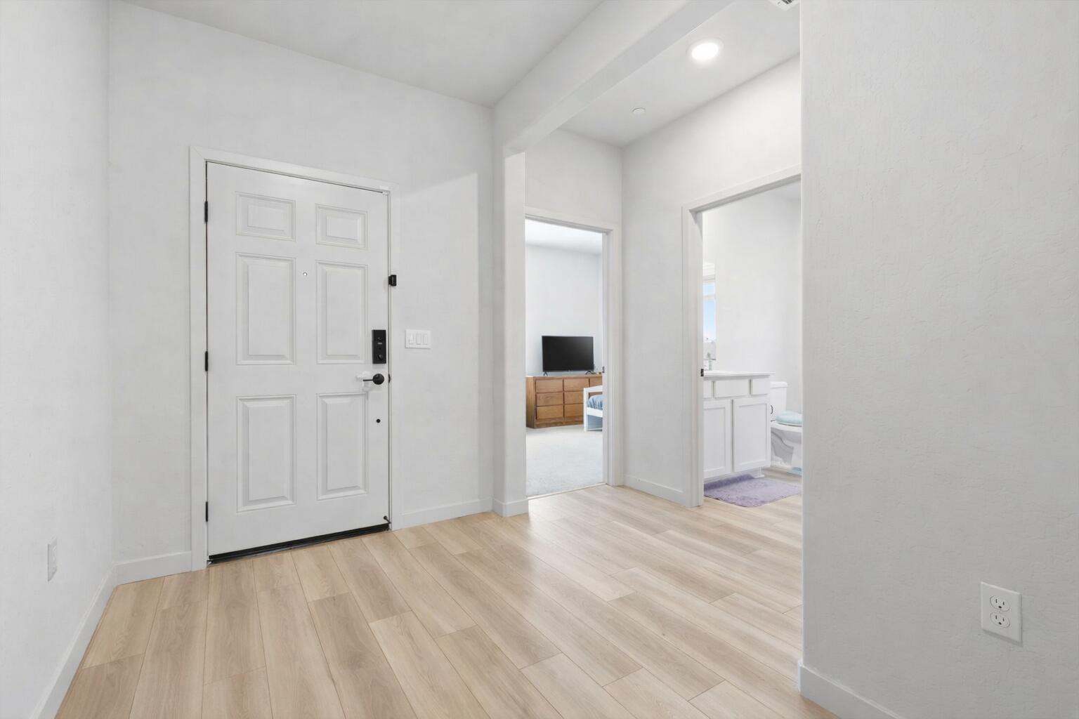 1834 W Twilight St, Hanford, CA 93230