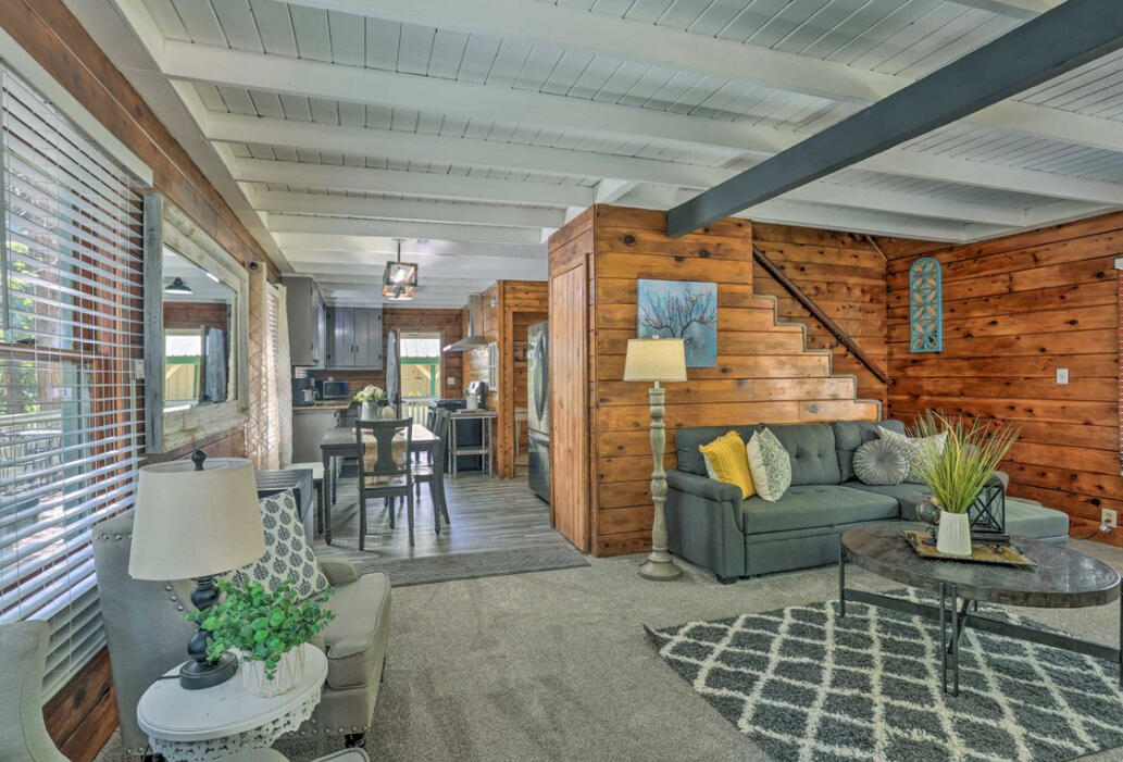 42036 Tollhouse Rd, Shaver Lake, CA 93664