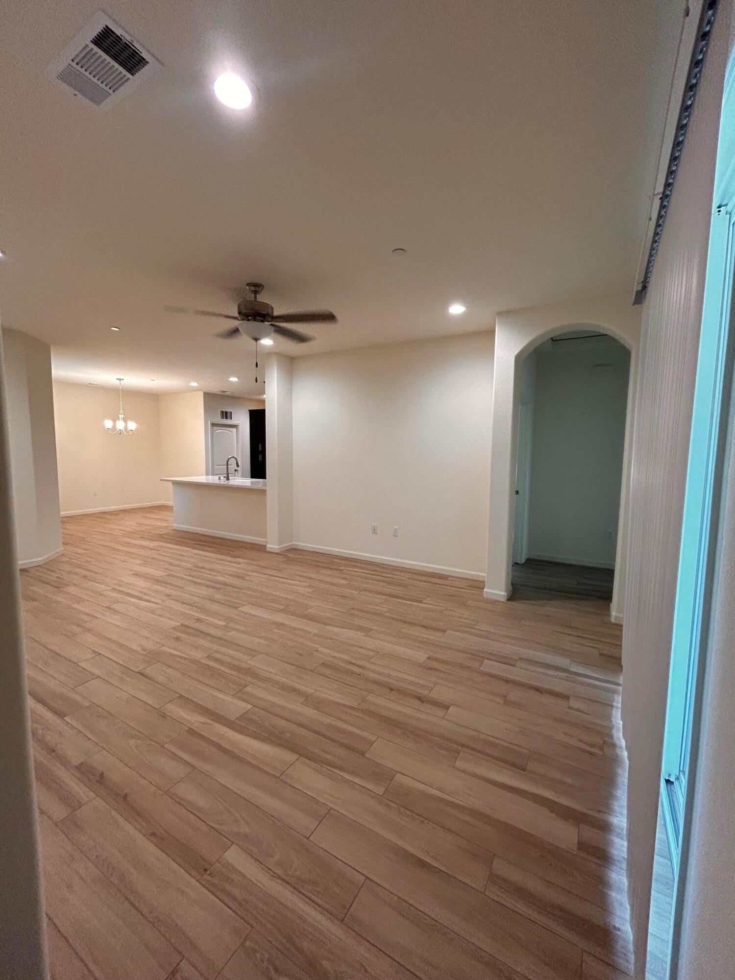 2158 Bolton Ave, Tulare, CA 93274