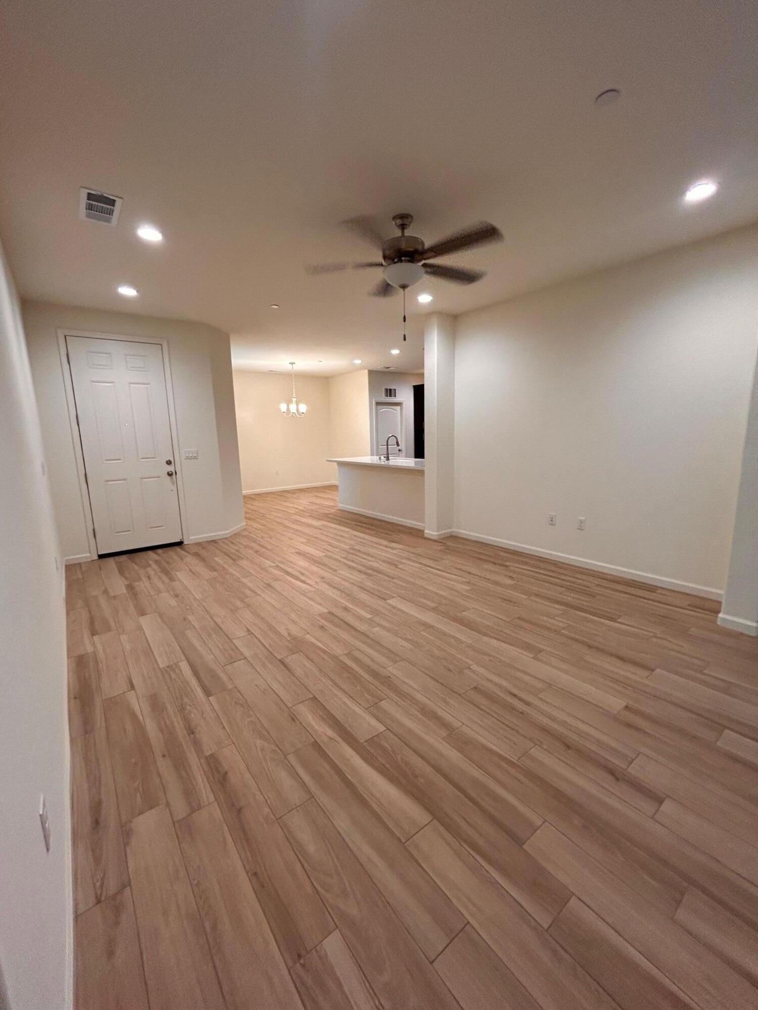 2158 Bolton Ave, Tulare, CA 93274