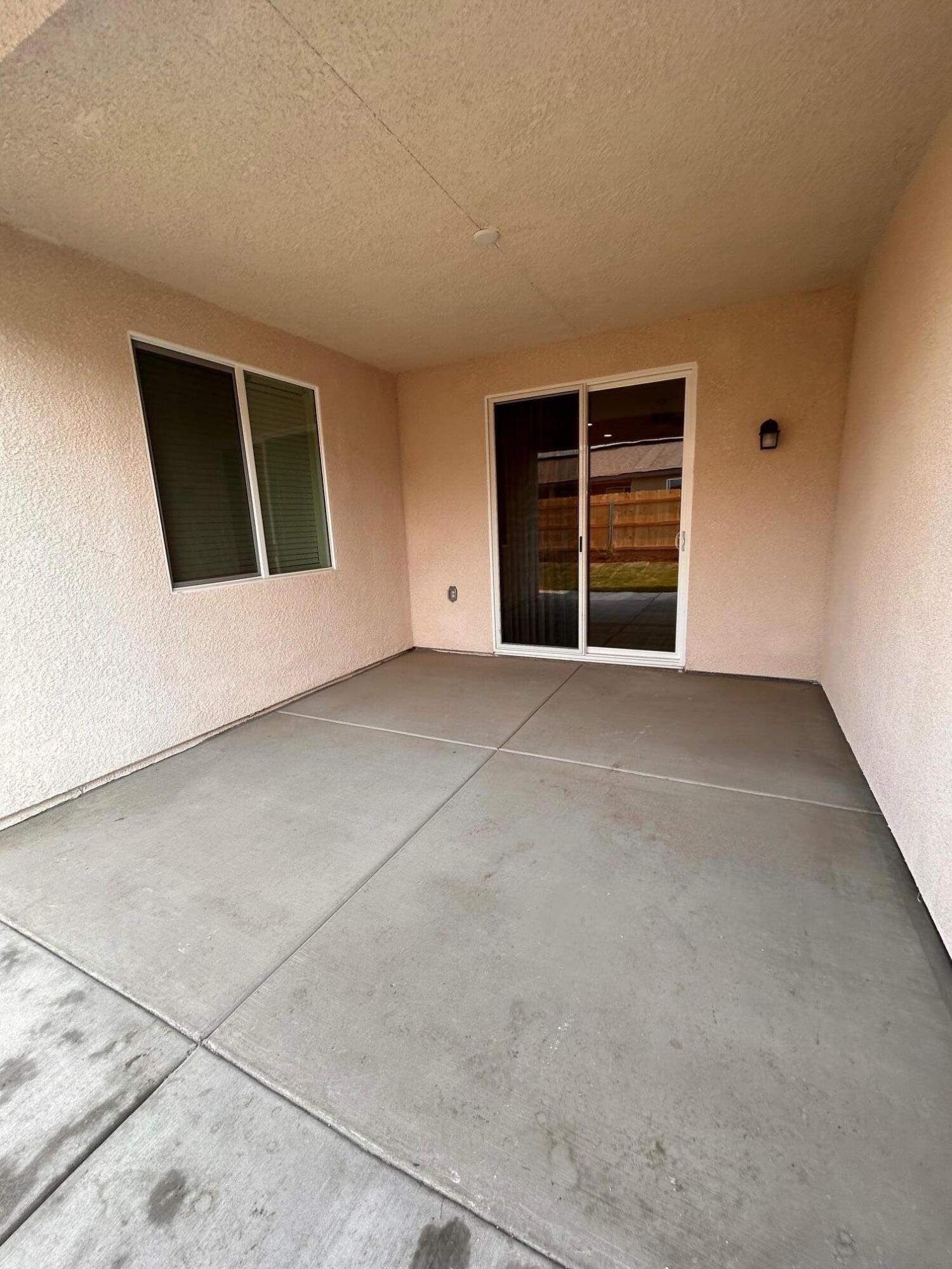 2158 Bolton Ave, Tulare, CA 93274