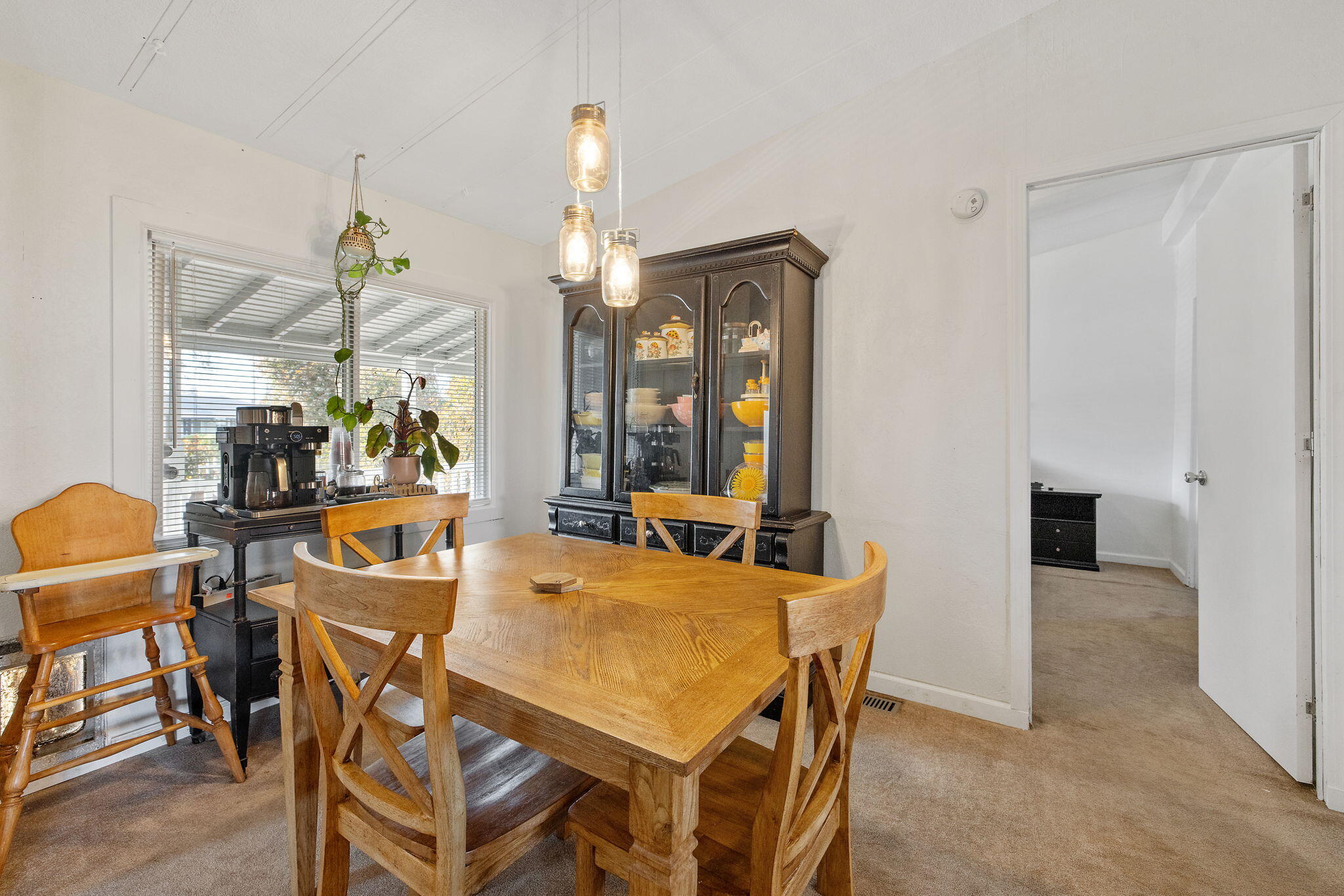 1206 S Church St, Visalia, CA 93277