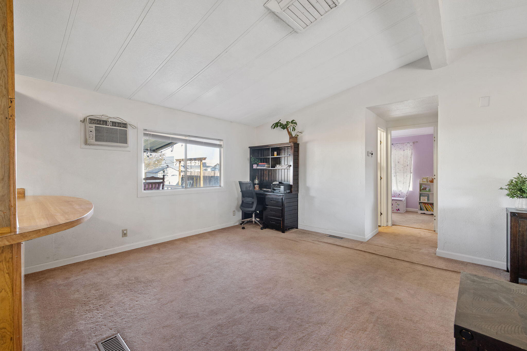 1206 S Church St, Visalia, CA 93277