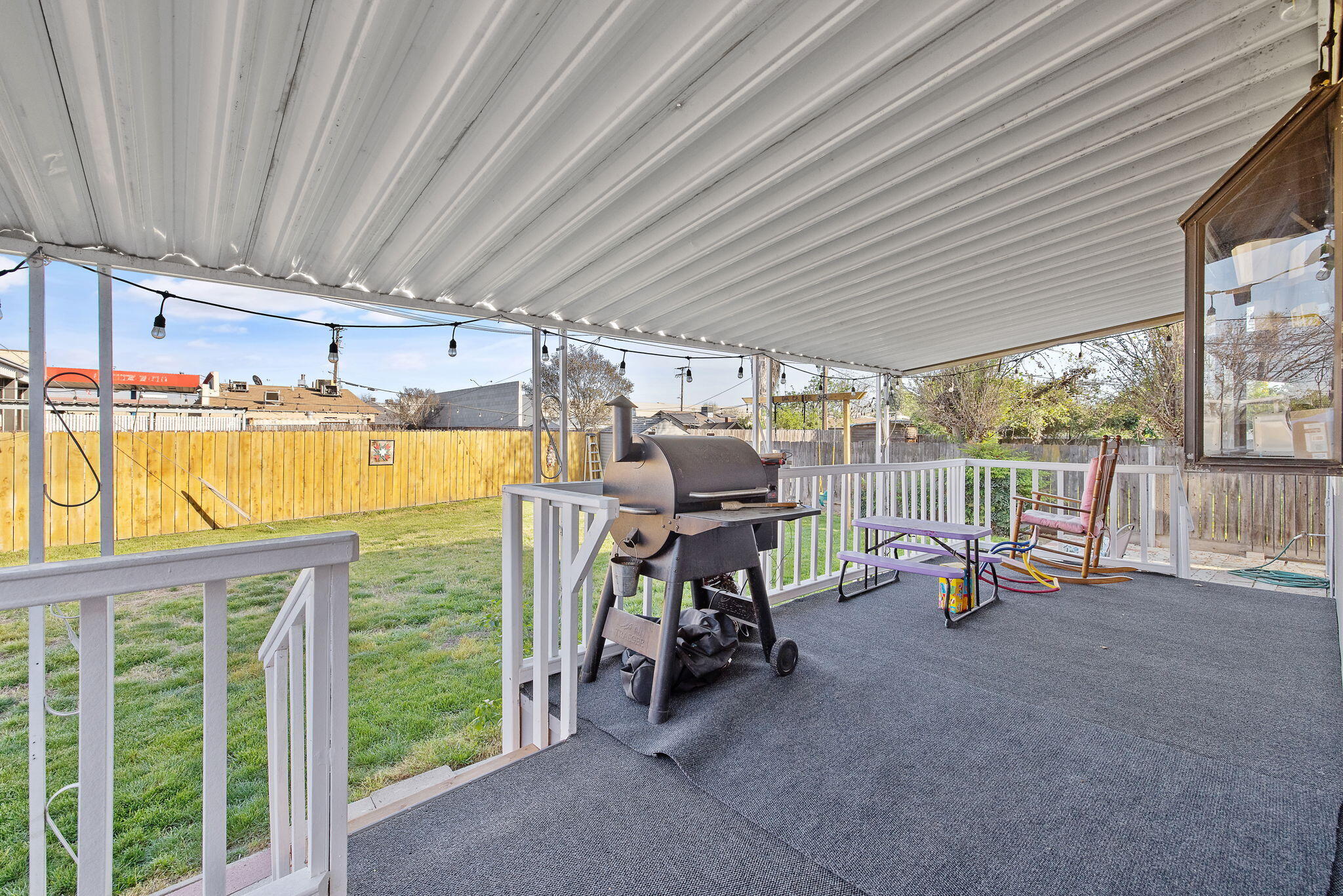 1206 S Church St, Visalia, CA 93277