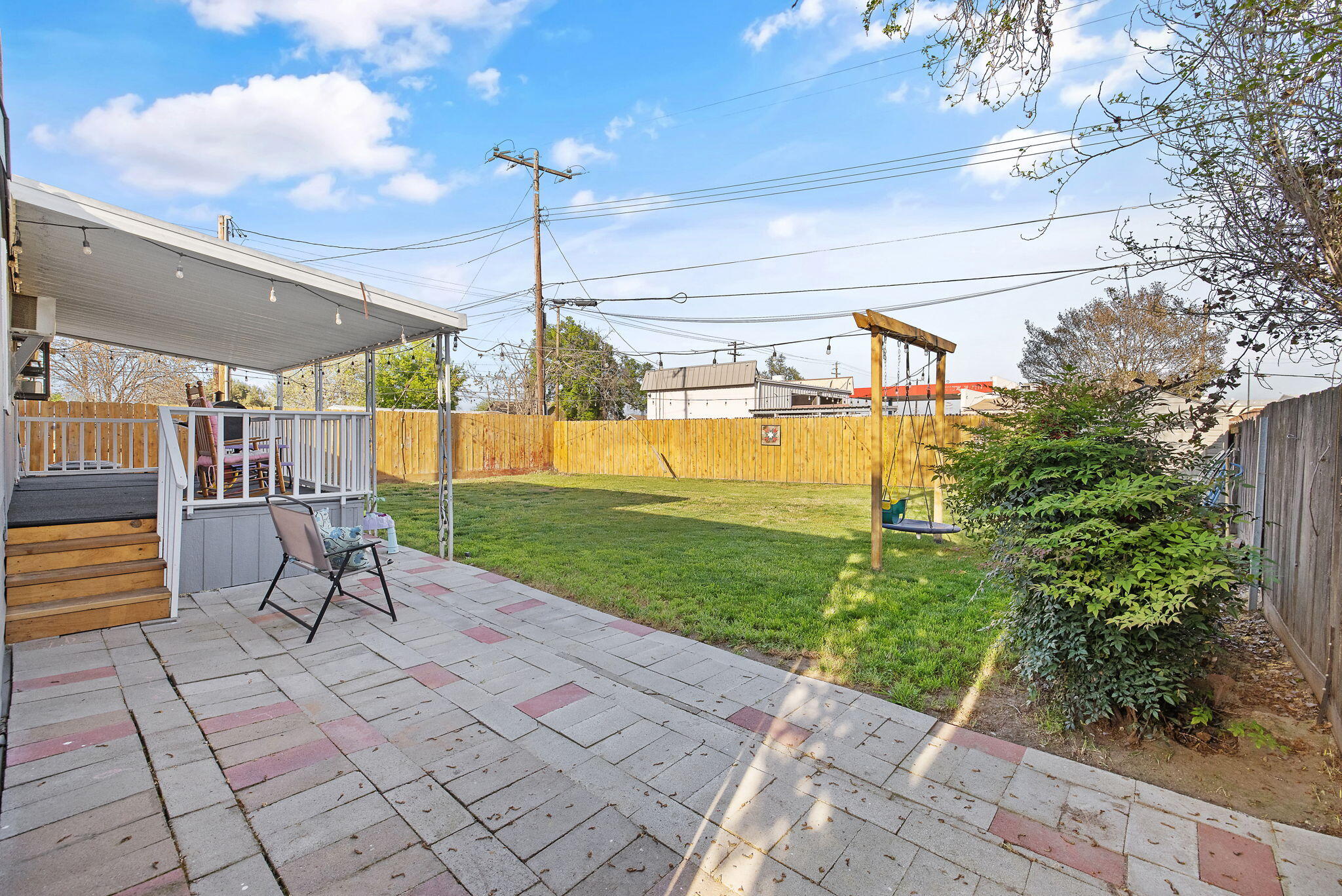 1206 S Church St, Visalia, CA 93277