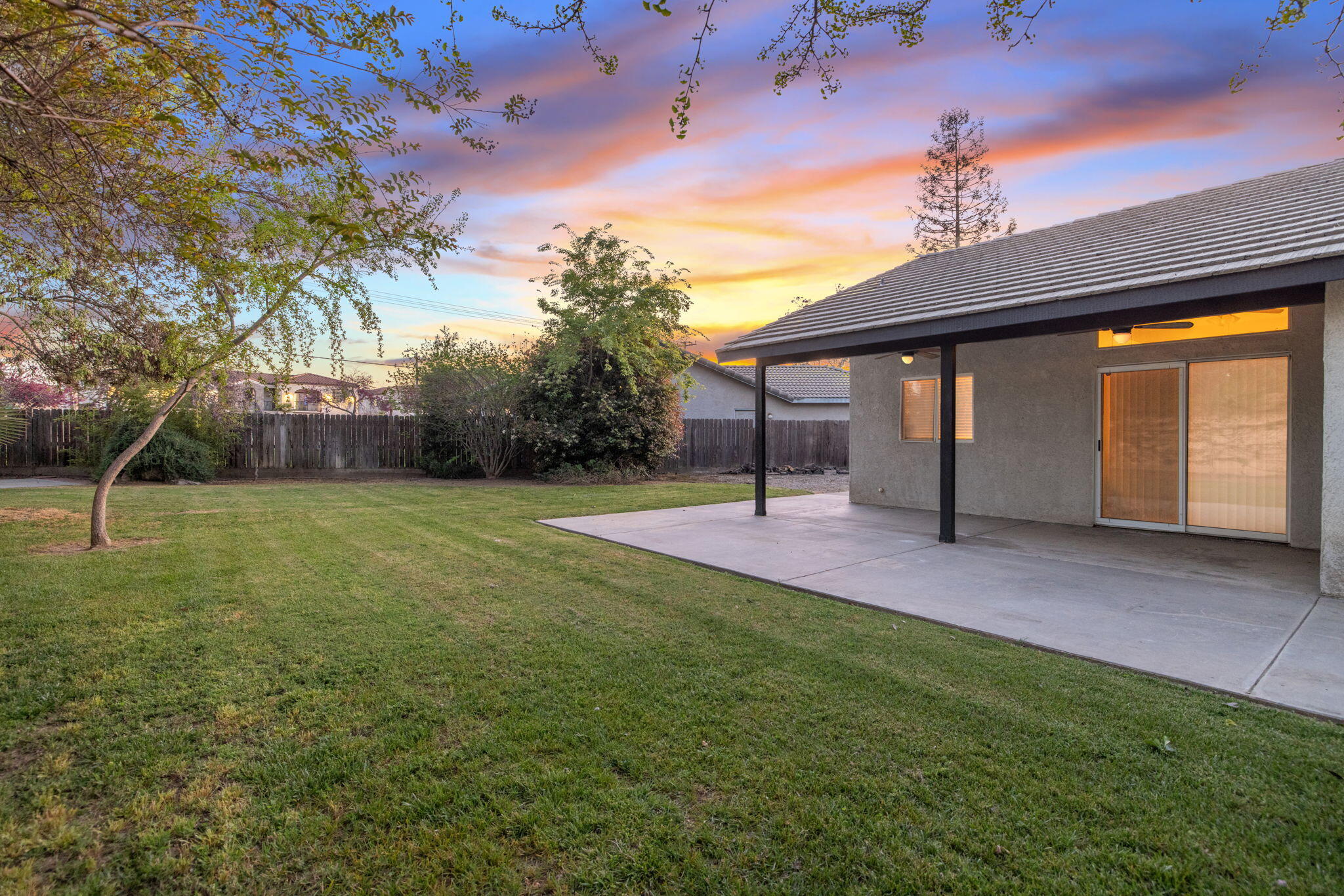 2505 W Delta Ct, Visalia, CA 93291