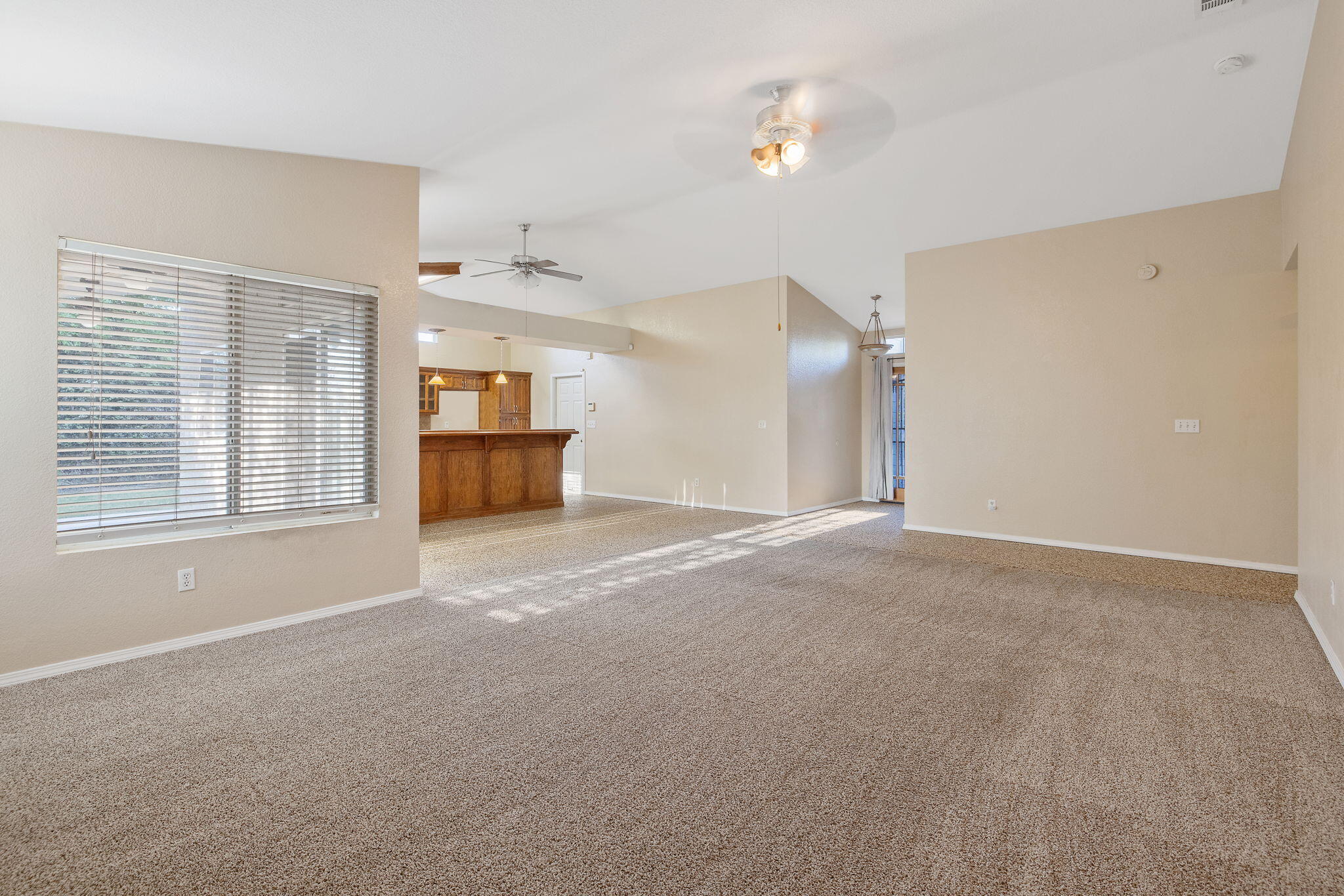 2505 W Delta Ct, Visalia, CA 93291