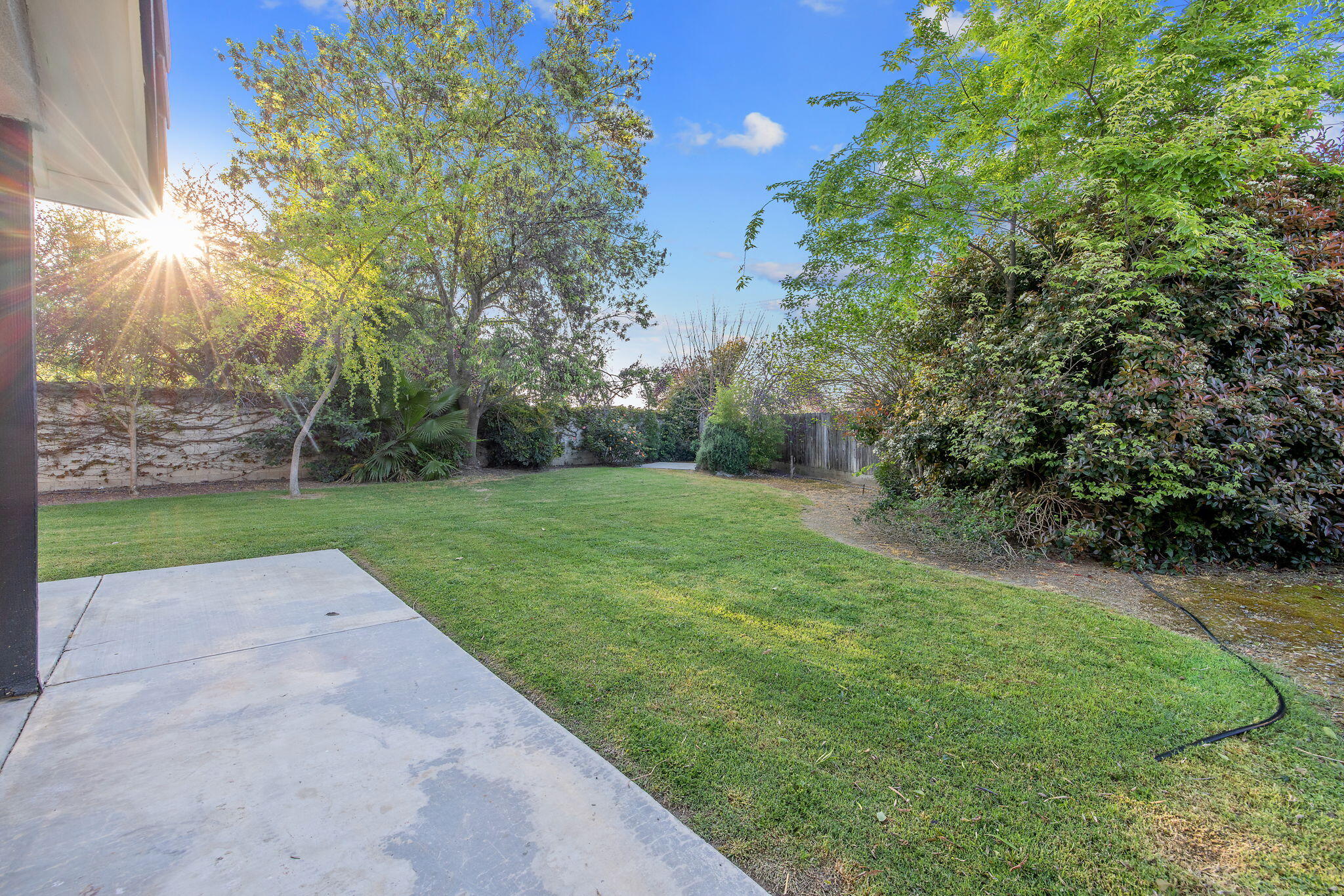 2505 W Delta Ct, Visalia, CA 93291