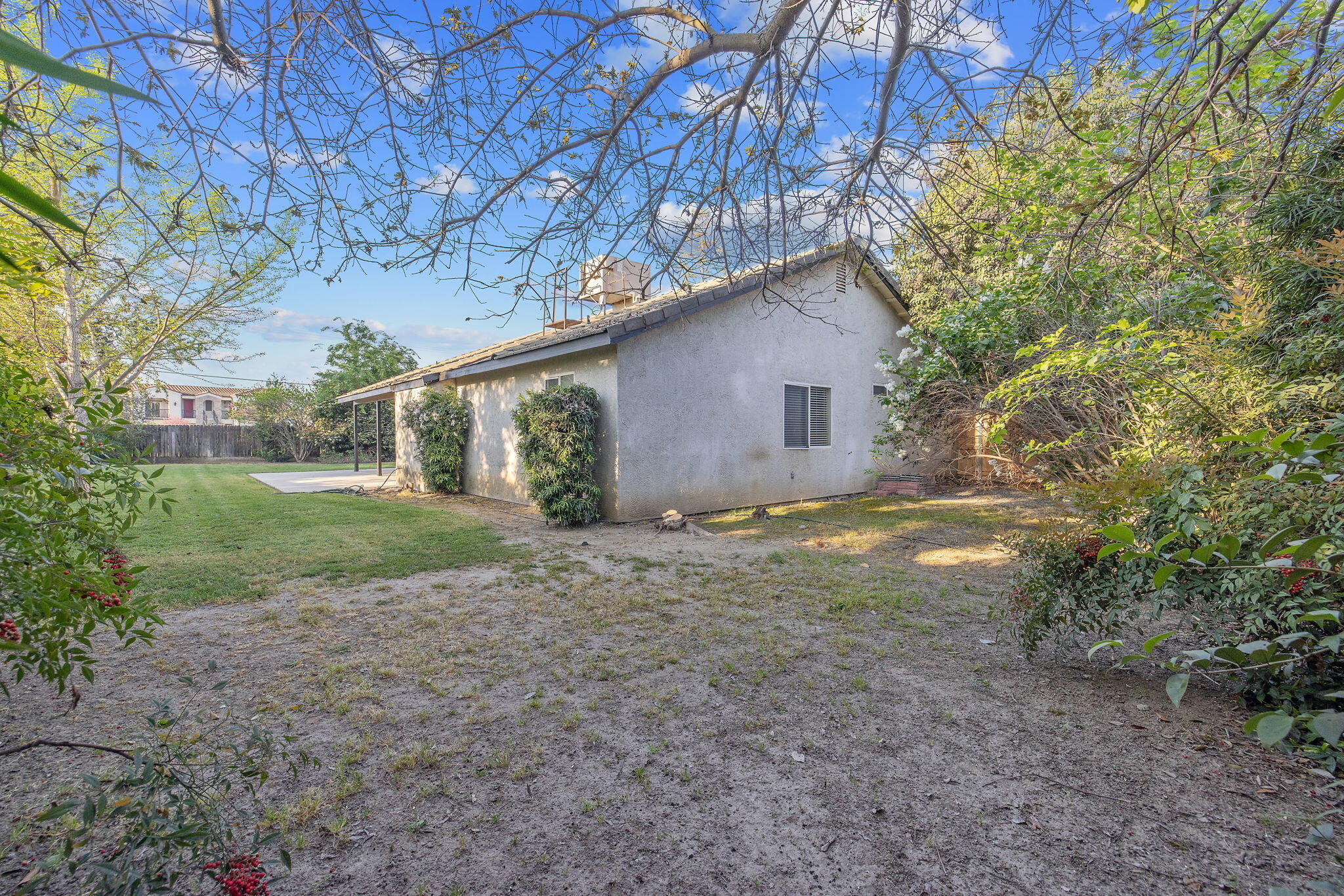 2505 W Delta Ct, Visalia, CA 93291