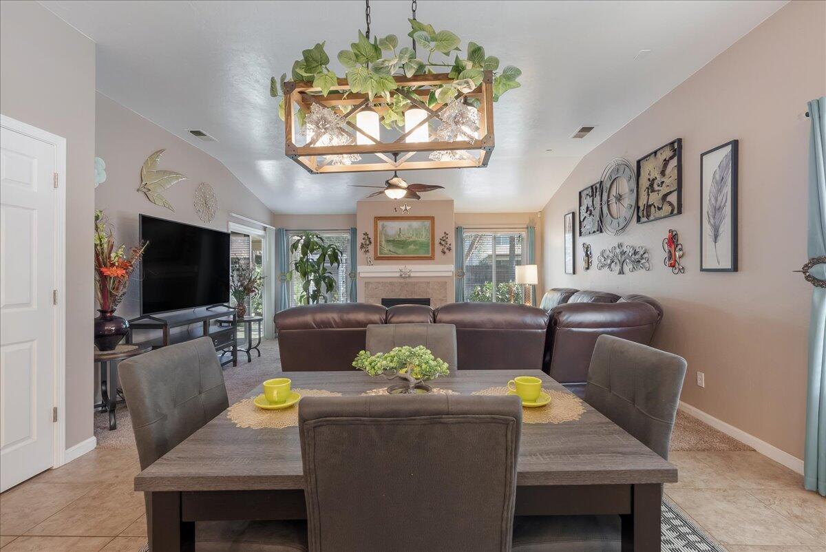 3624 N Jackie St, Visalia, CA 93291