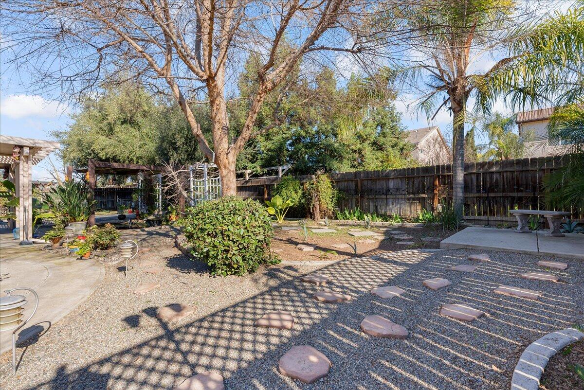 3624 N Jackie St, Visalia, CA 93291