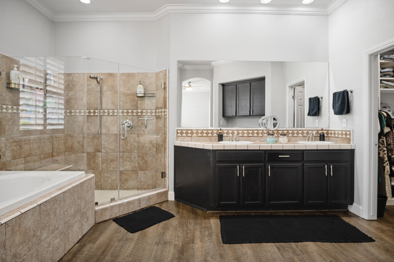 2200 N University St, Visalia, CA 93291