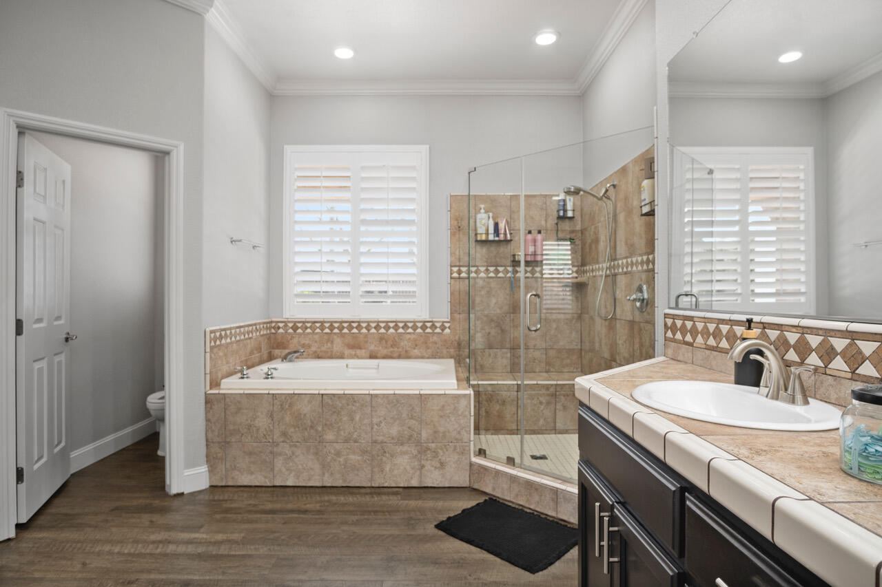 2200 N University St, Visalia, CA 93291