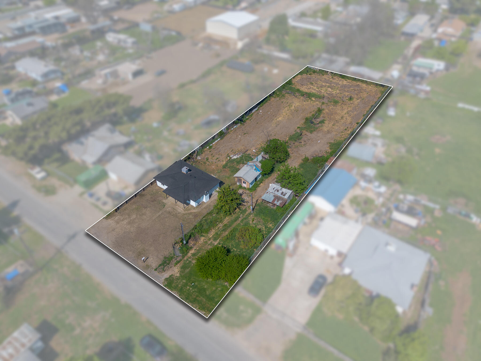 15080 Water Ave, Visalia, CA 93292