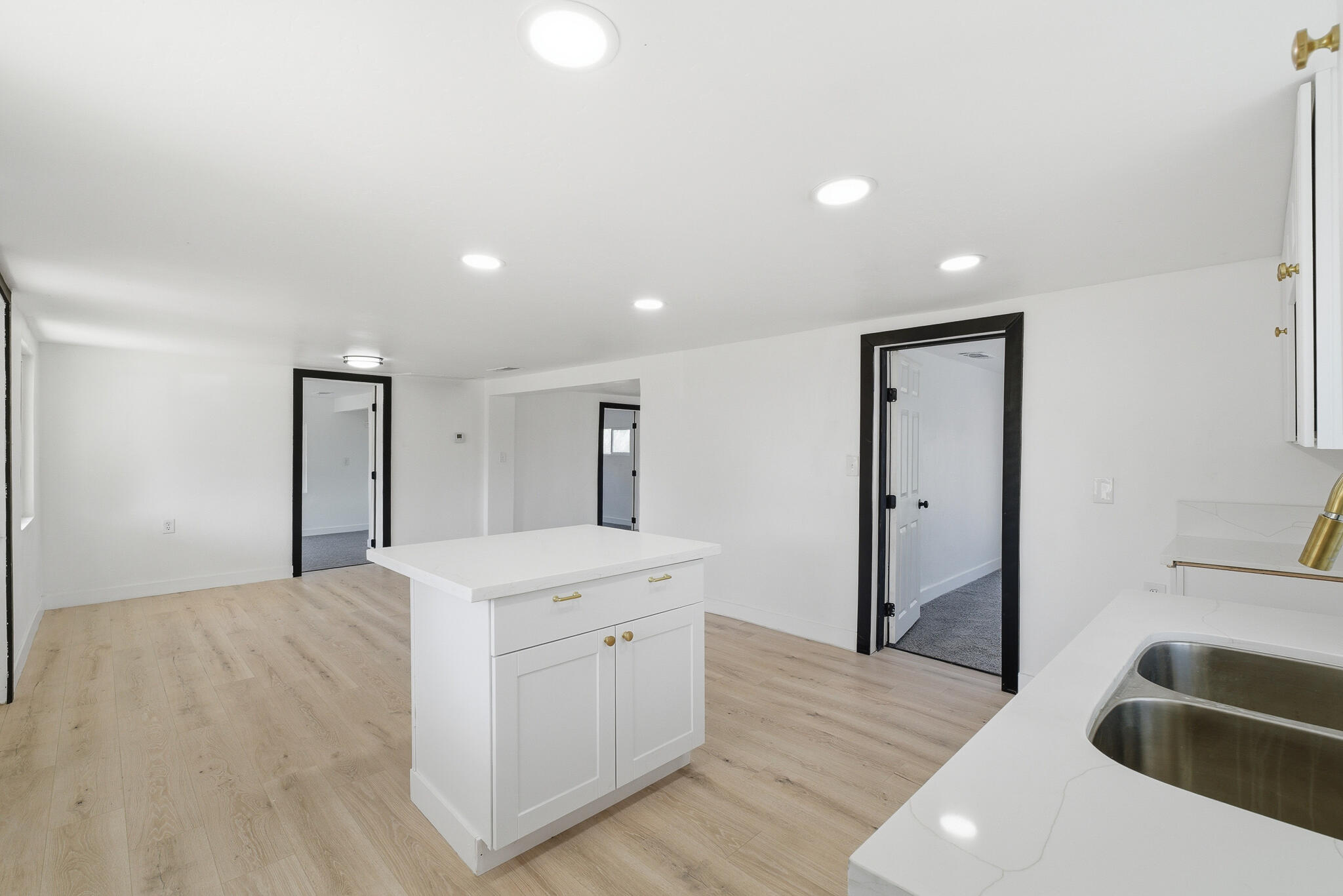 15080 Water Ave, Visalia, CA 93292