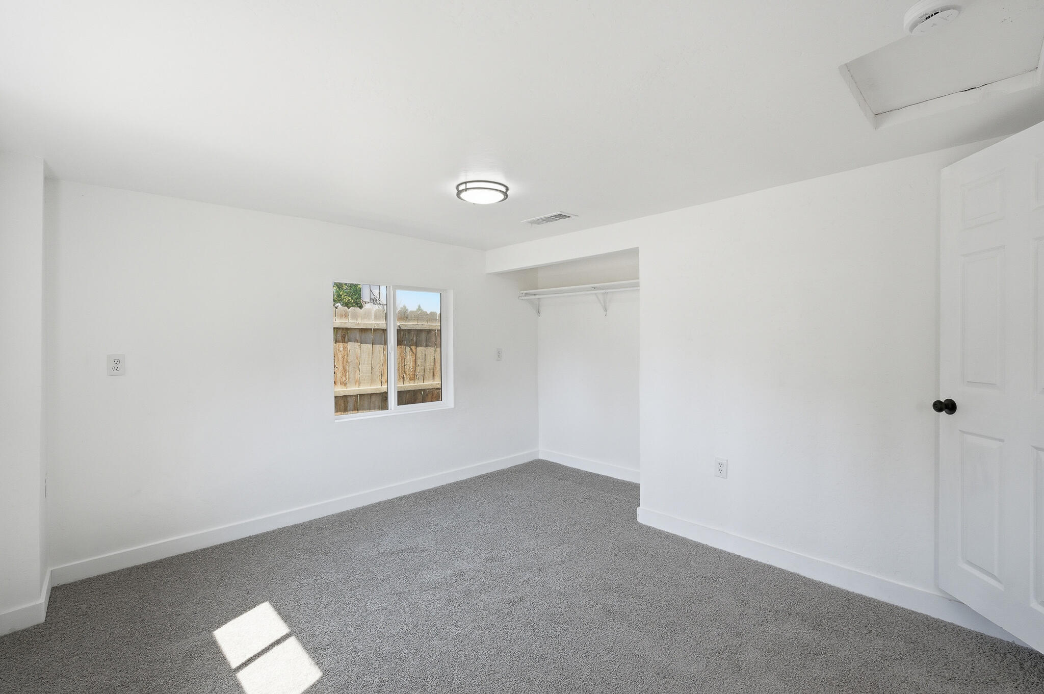 15080 Water Ave, Visalia, CA 93292