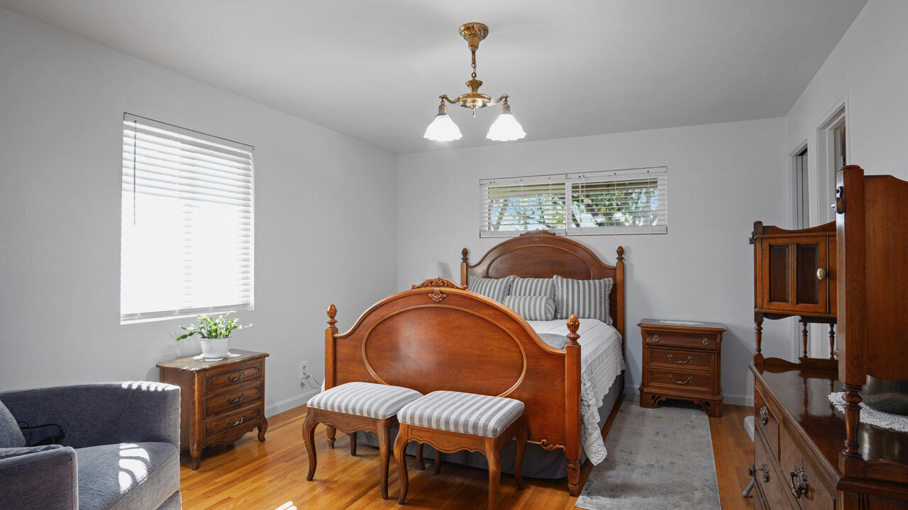 217 W Laura Ave, Visalia, CA 93277