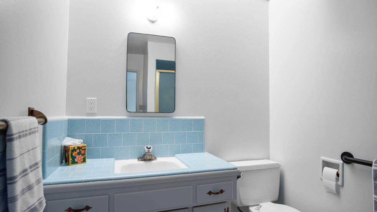 217 W Laura Ave, Visalia, CA 93277