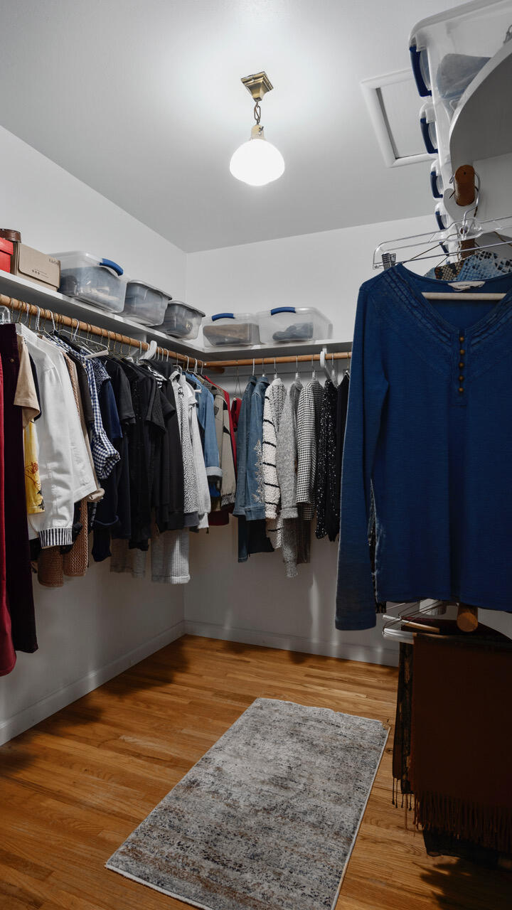 217 W Laura Ave, Visalia, CA 93277