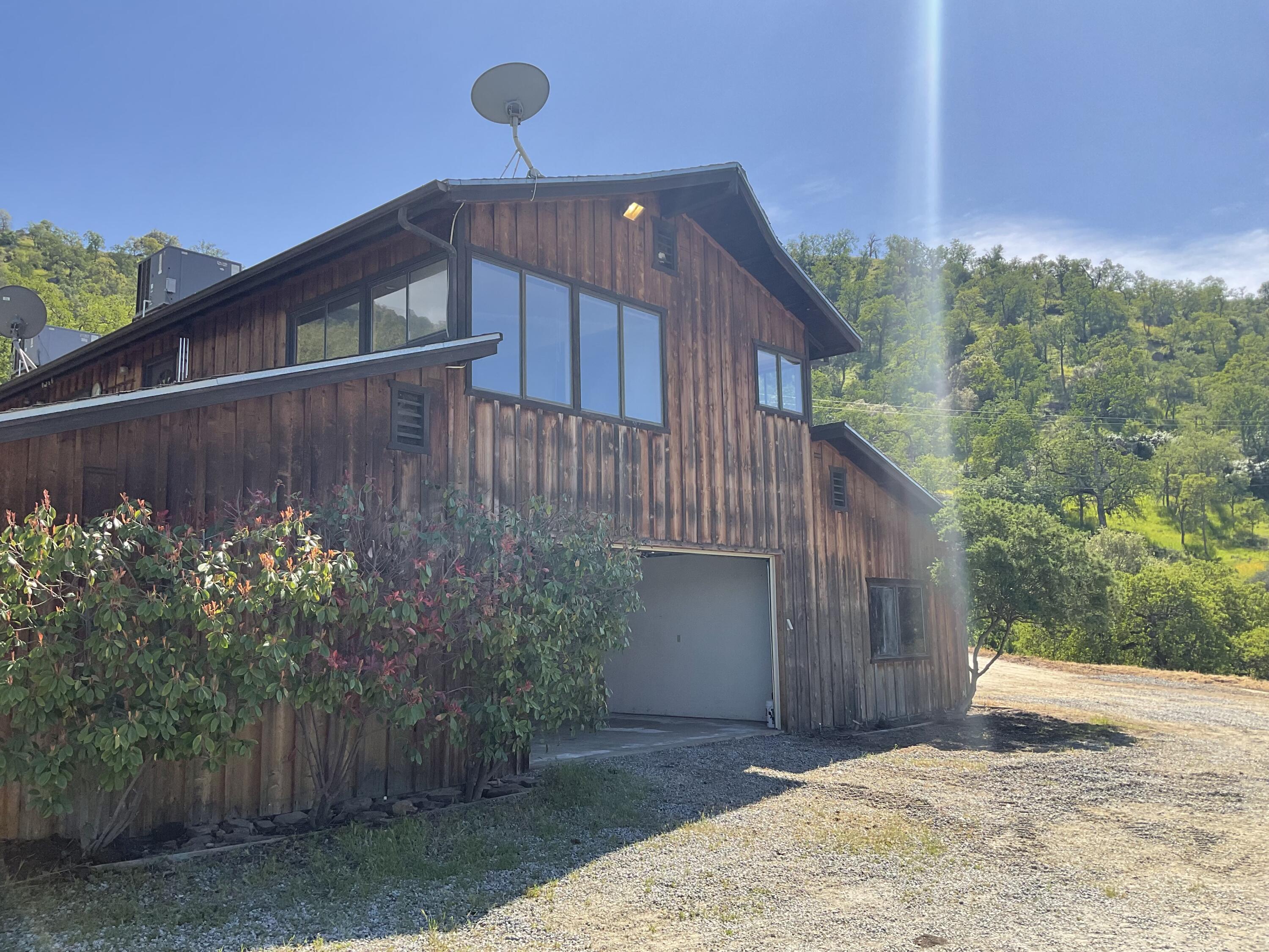 41652 Mynatt Dr, Three Rivers, CA 93271