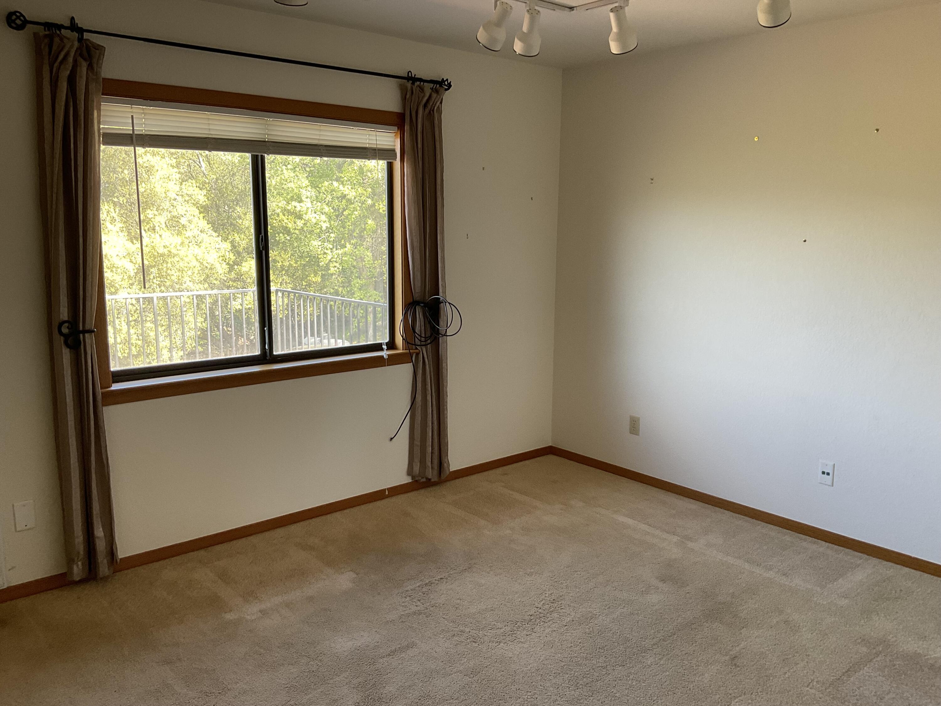 41652 Mynatt Dr, Three Rivers, CA 93271