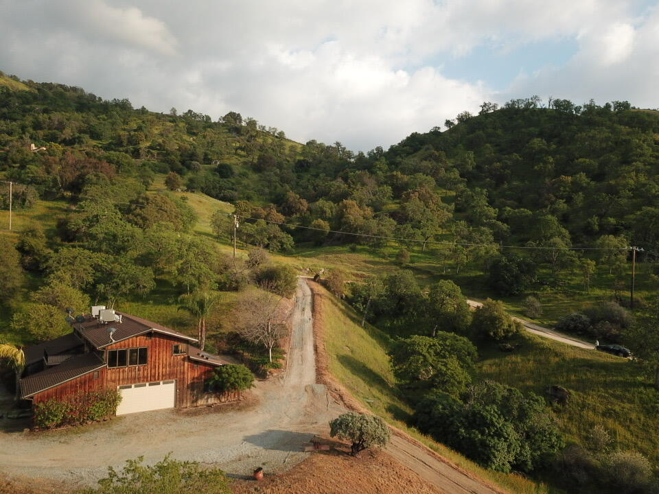 41652 Mynatt Dr, Three Rivers, CA 93271