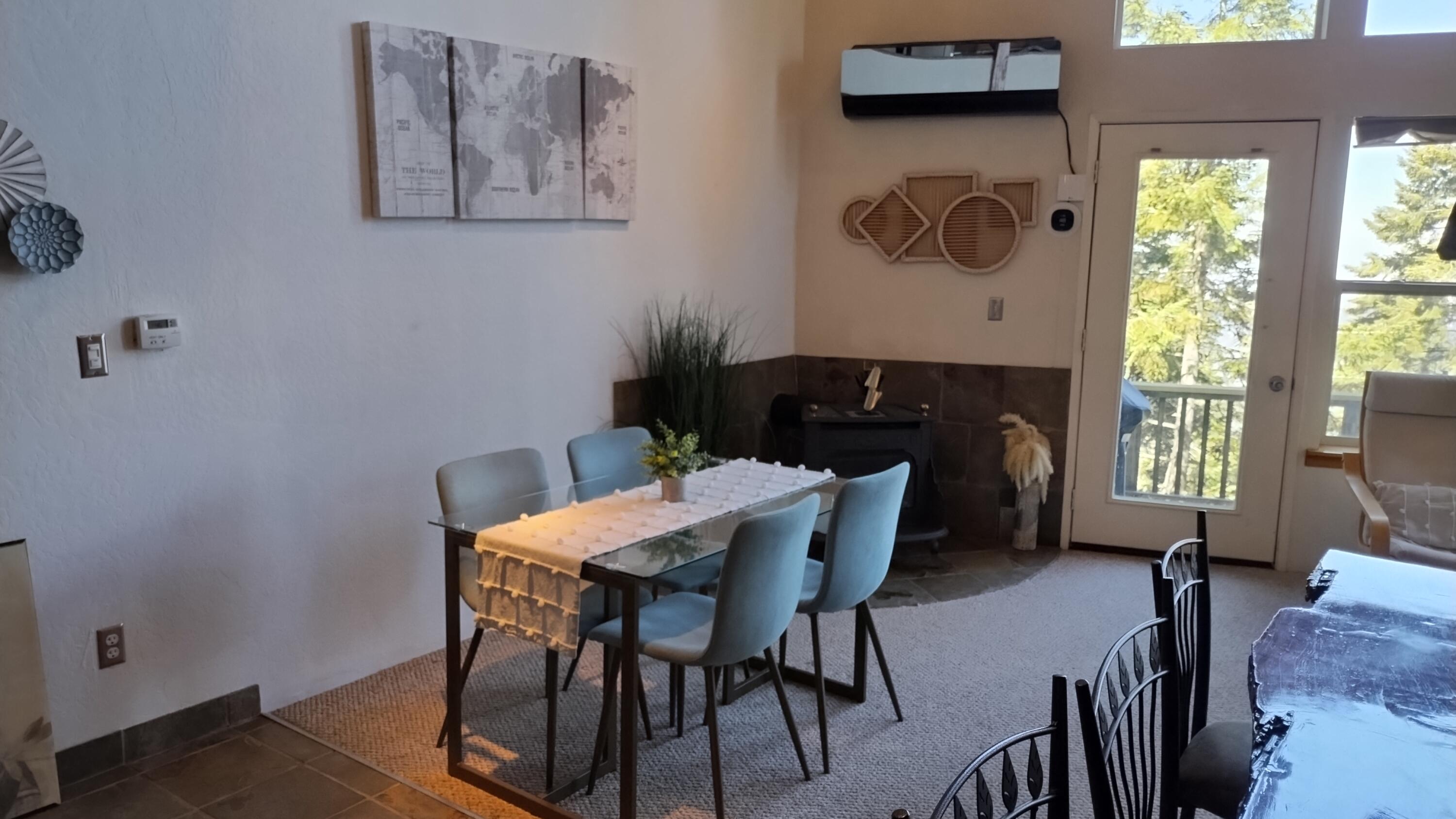 54622 Manzanita Dr, Sequoia Crest, CA 93265