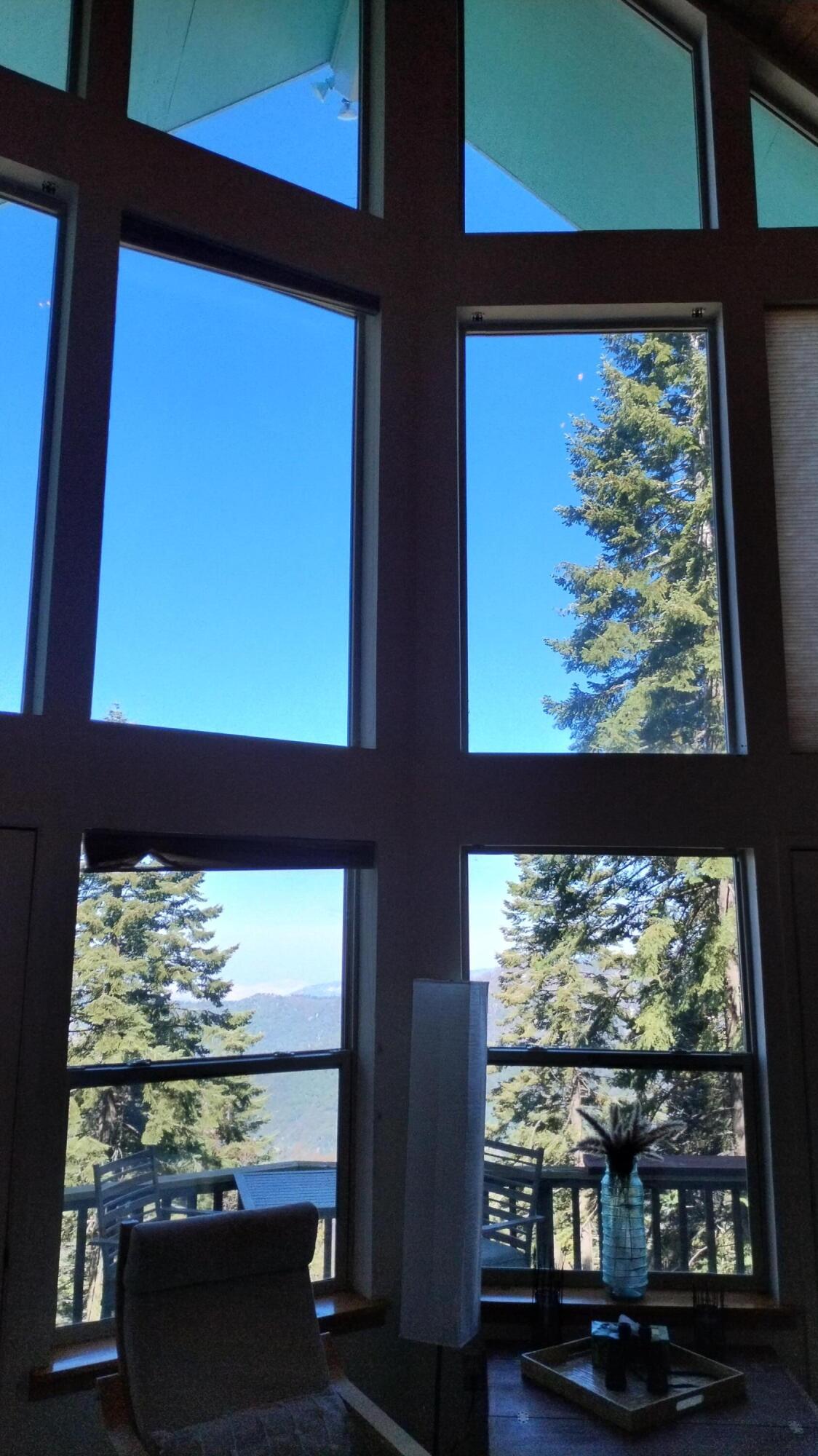 54622 Manzanita Dr, Sequoia Crest, CA 93265