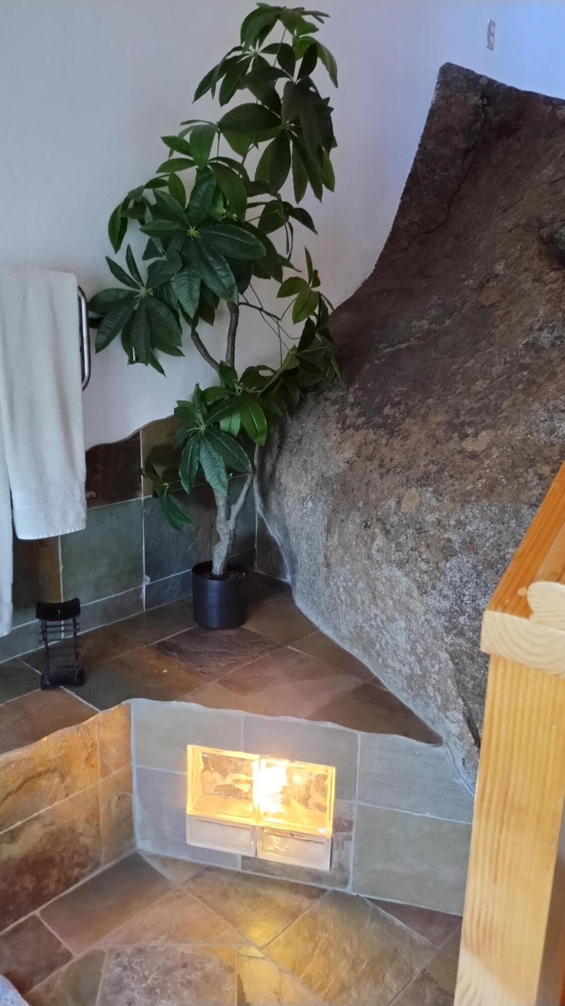 54622 Manzanita Dr, Sequoia Crest, CA 93265