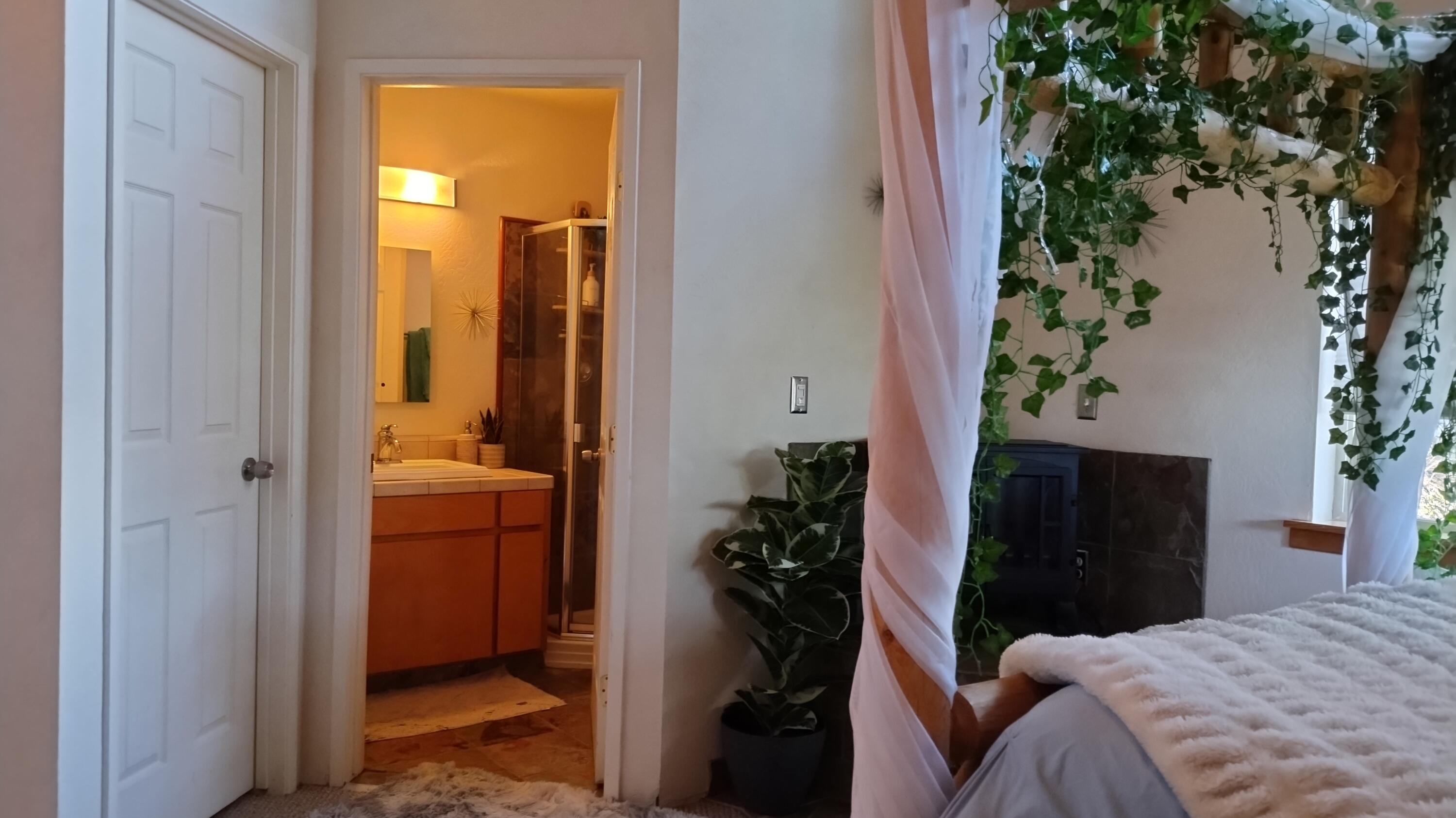 54622 Manzanita Dr, Sequoia Crest, CA 93265