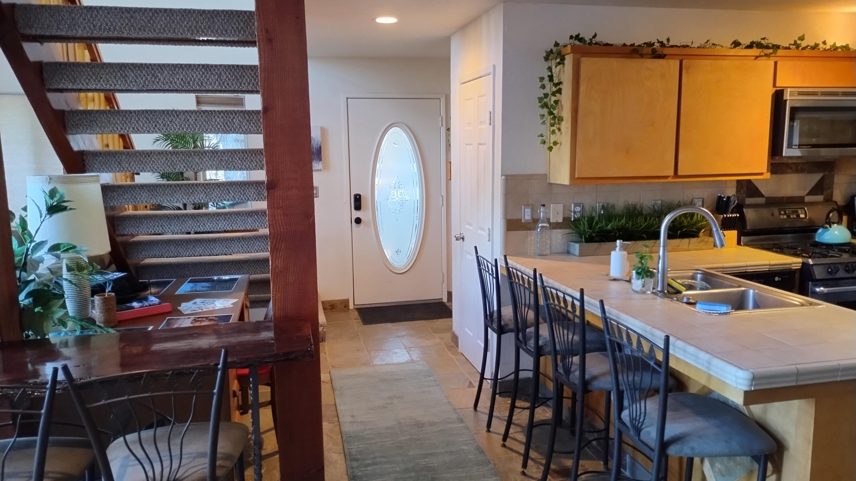 54622 Manzanita Dr, Sequoia Crest, CA 93265