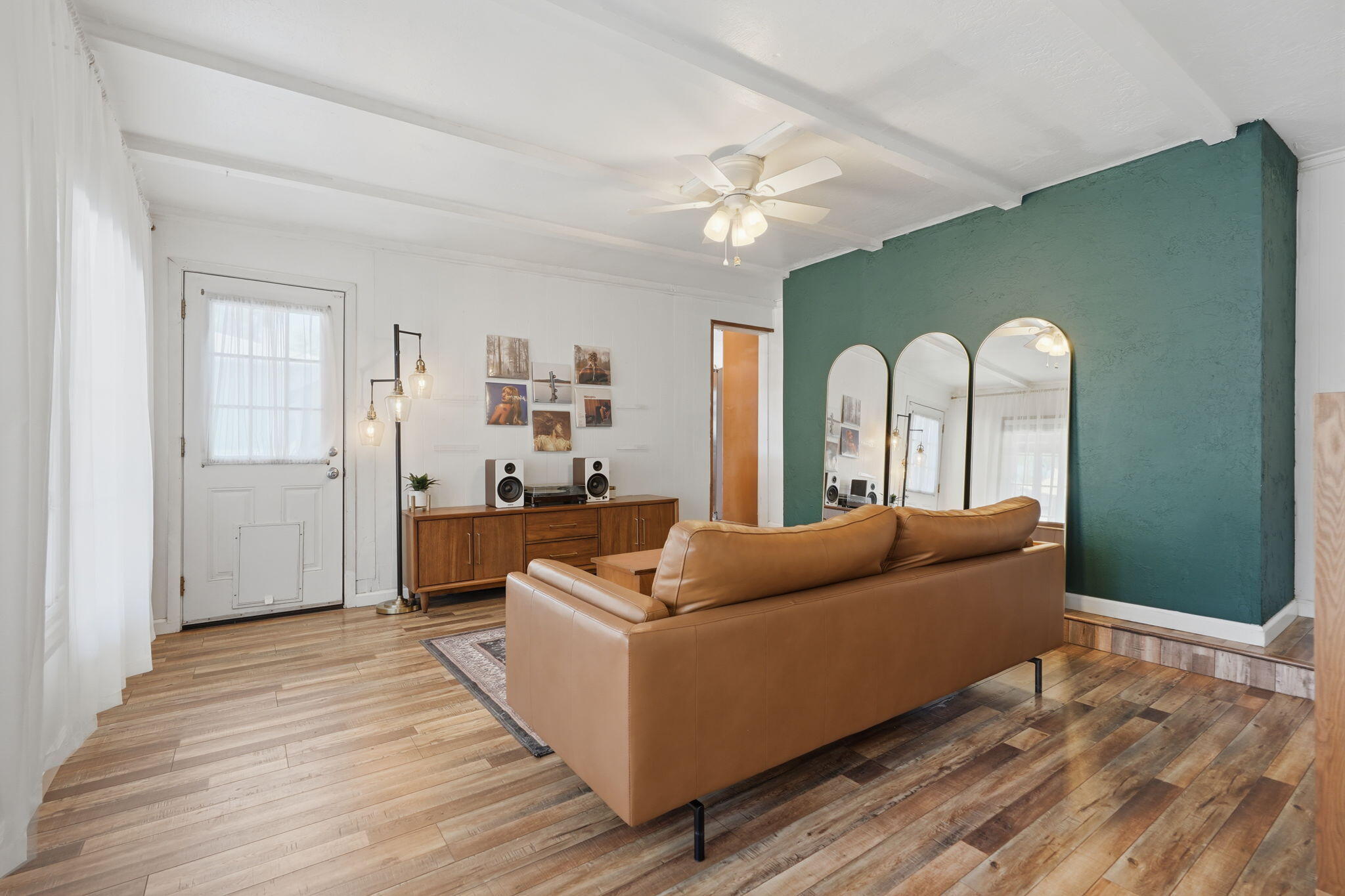 701 Nevada St, Kingsburg, CA 93631