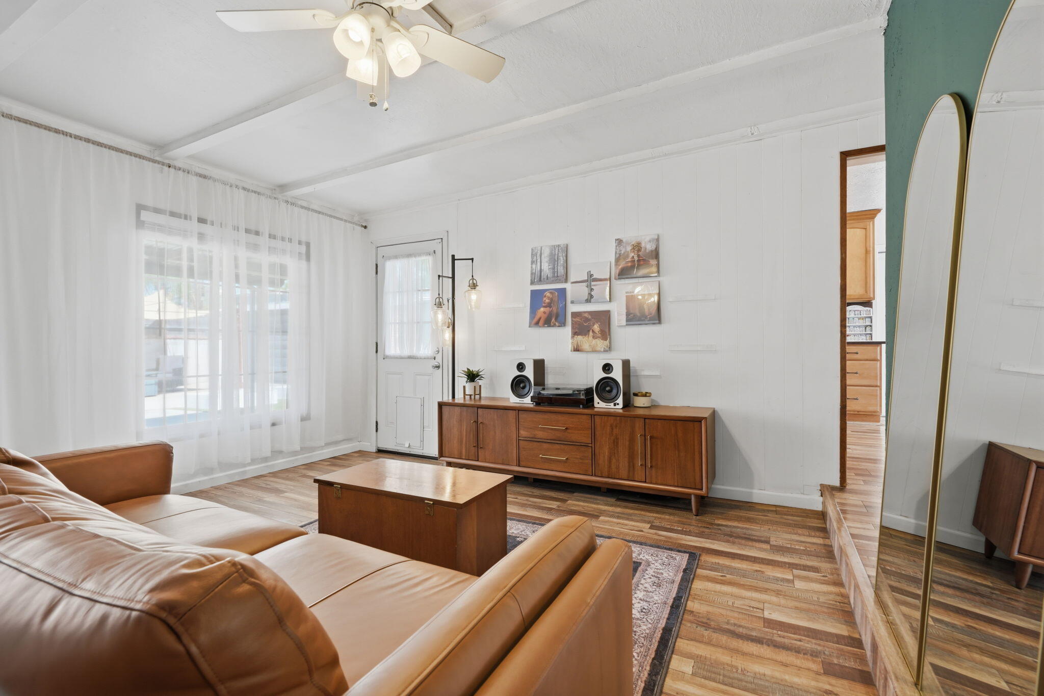 701 Nevada St, Kingsburg, CA 93631