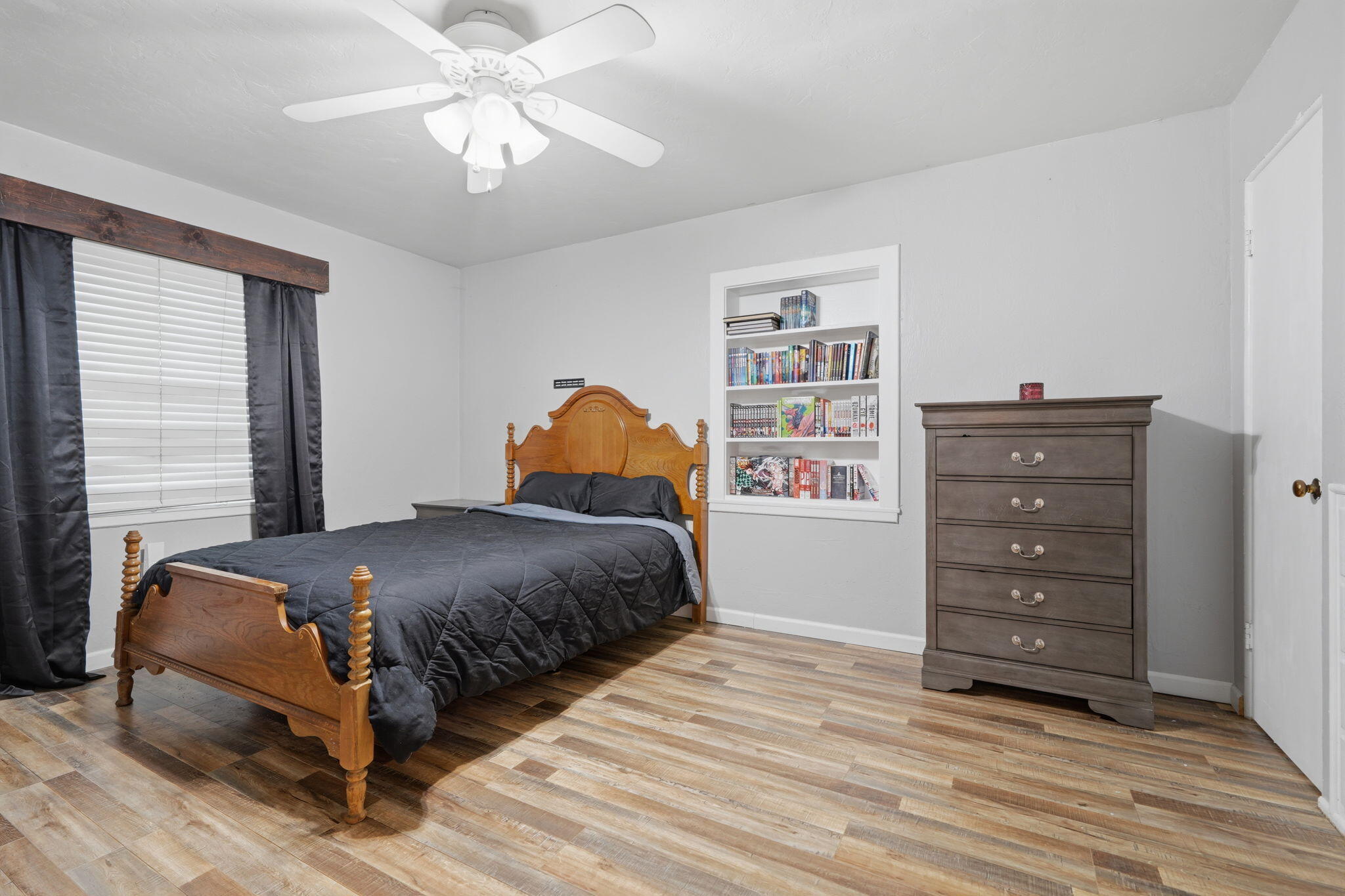 701 Nevada St, Kingsburg, CA 93631