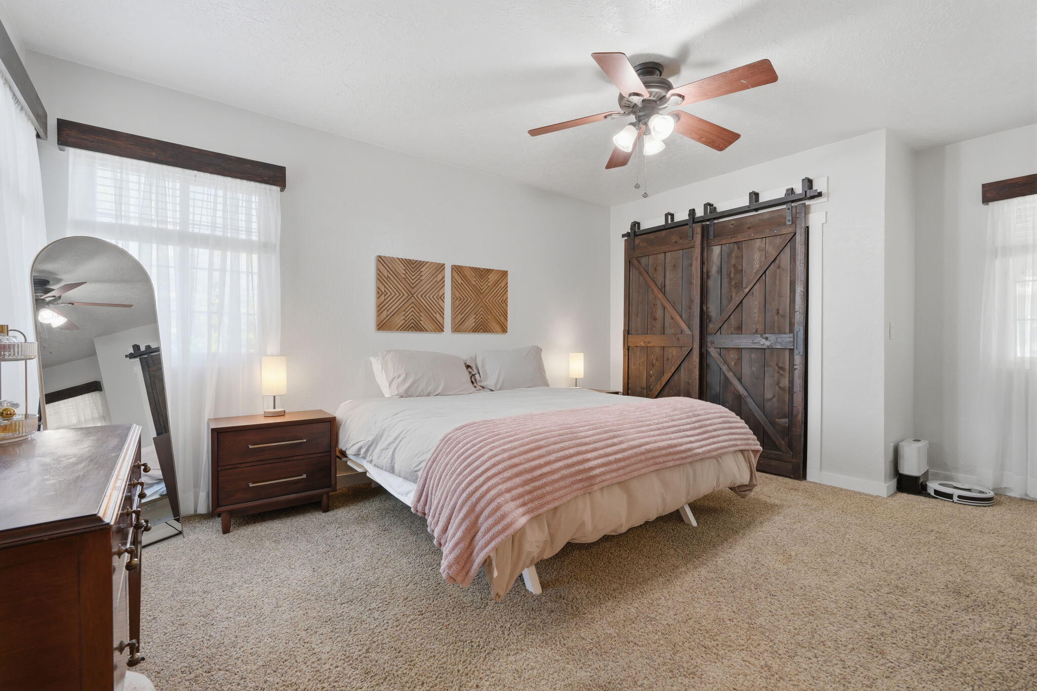 701 Nevada St, Kingsburg, CA 93631