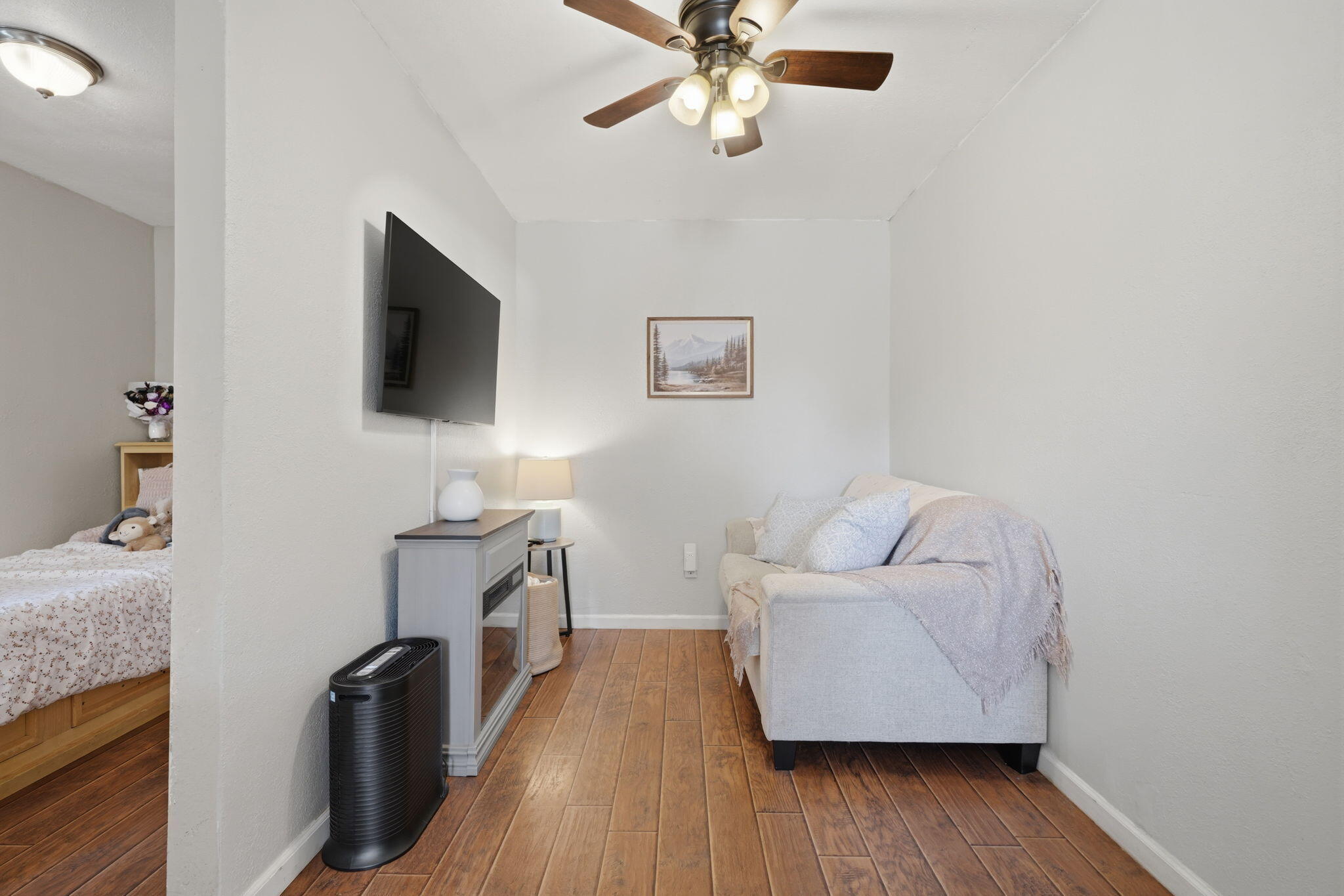 701 Nevada St, Kingsburg, CA 93631