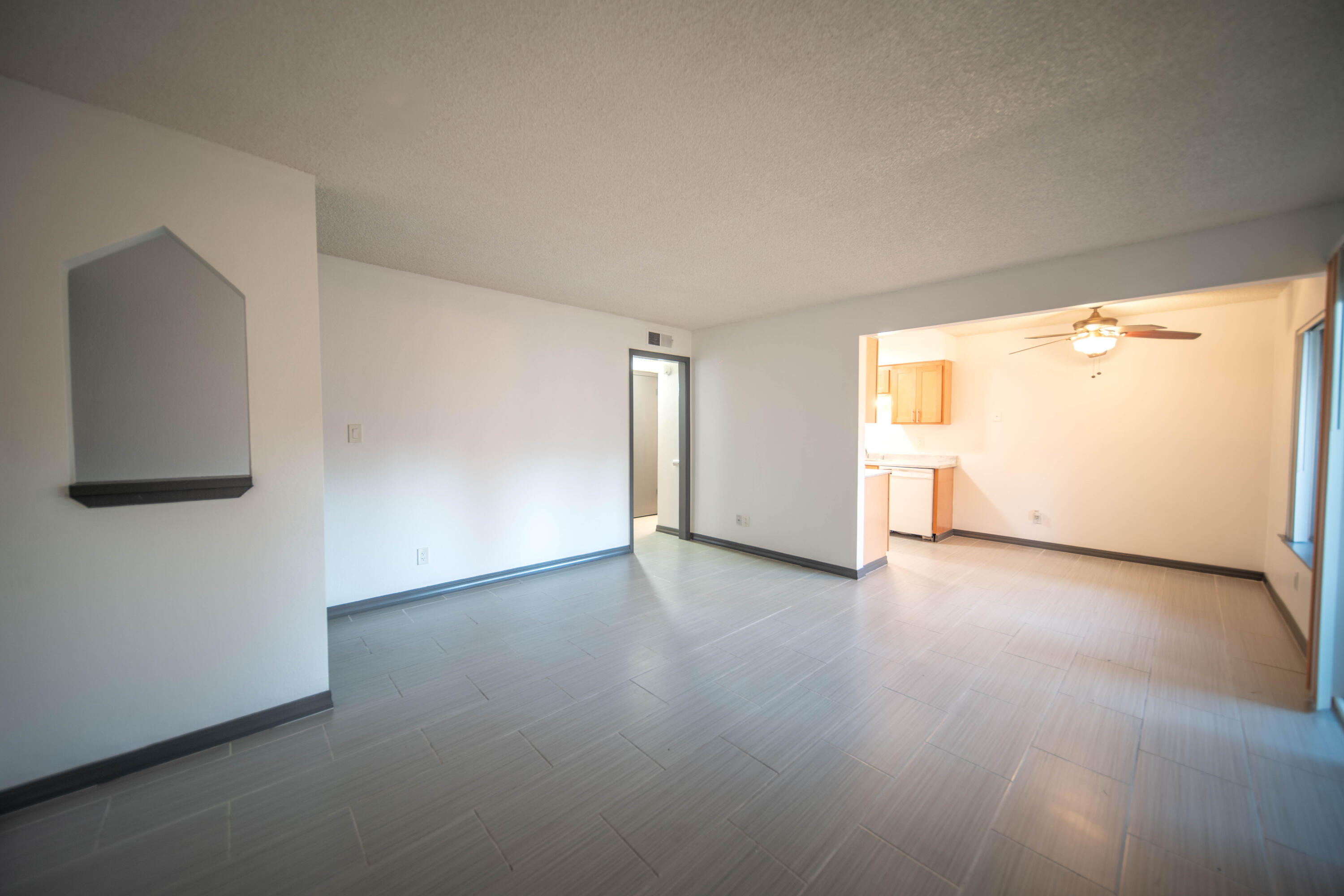 1550 W Ashlan Ave #113, Fresno, CA 93705