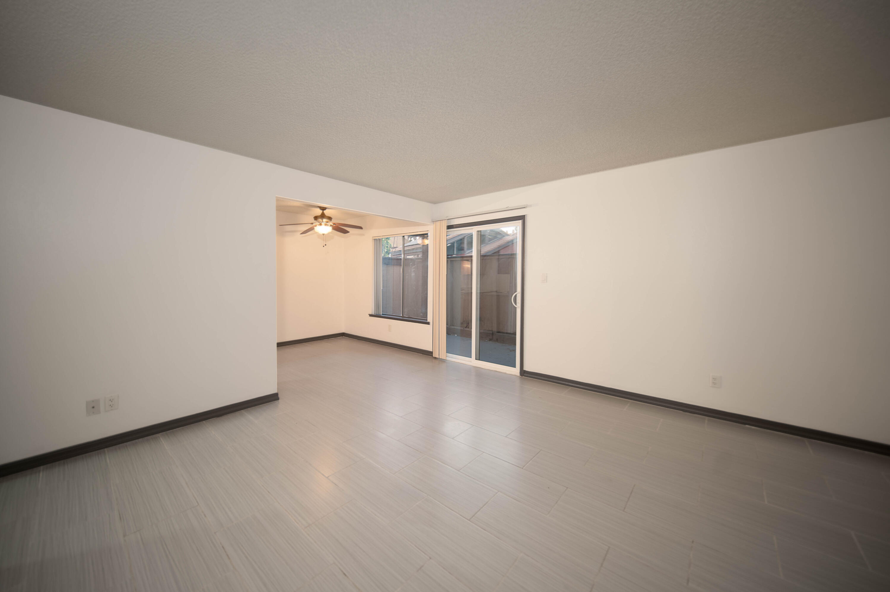 1550 W Ashlan Ave #113, Fresno, CA 93705