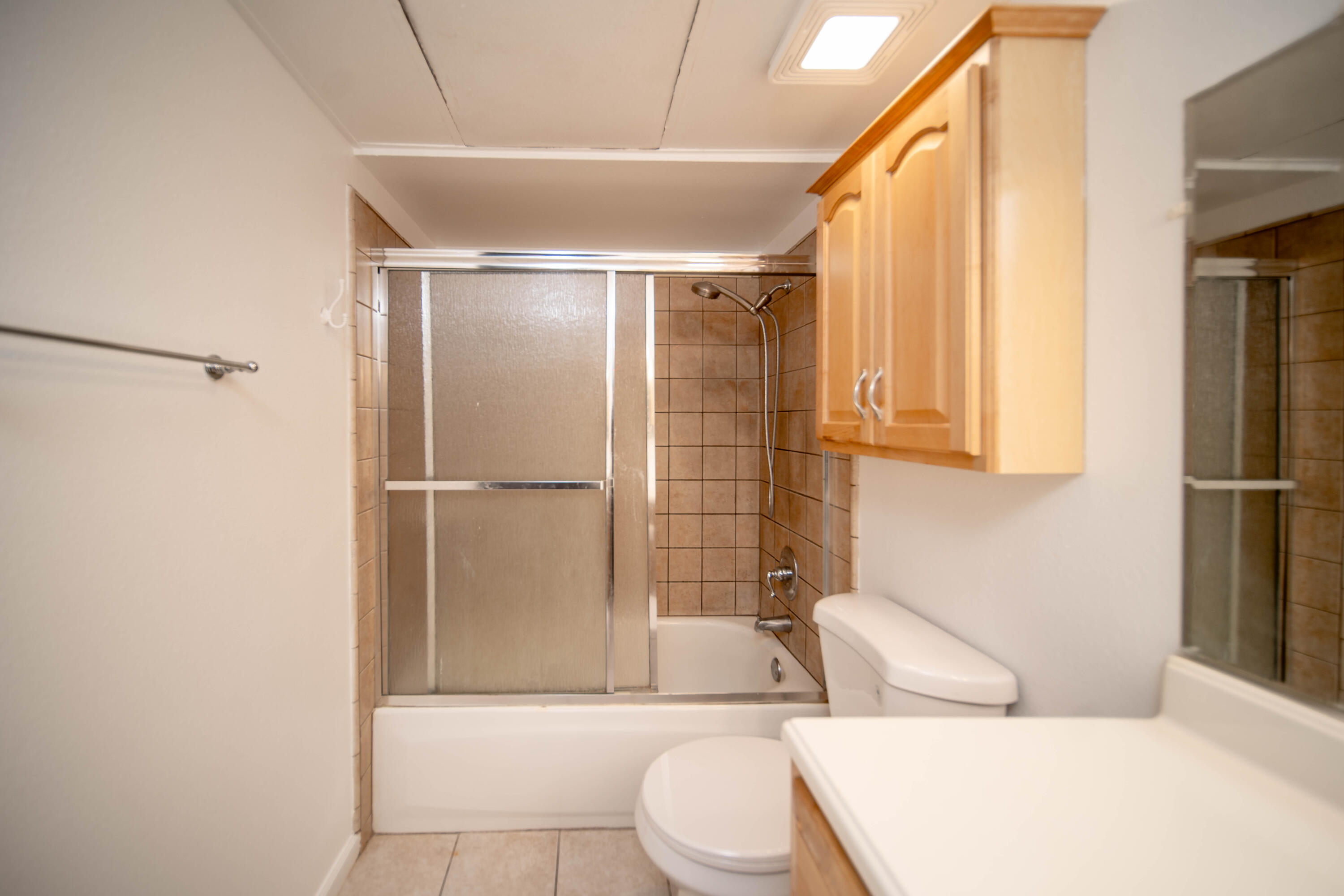 1550 W Ashlan Ave #113, Fresno, CA 93705