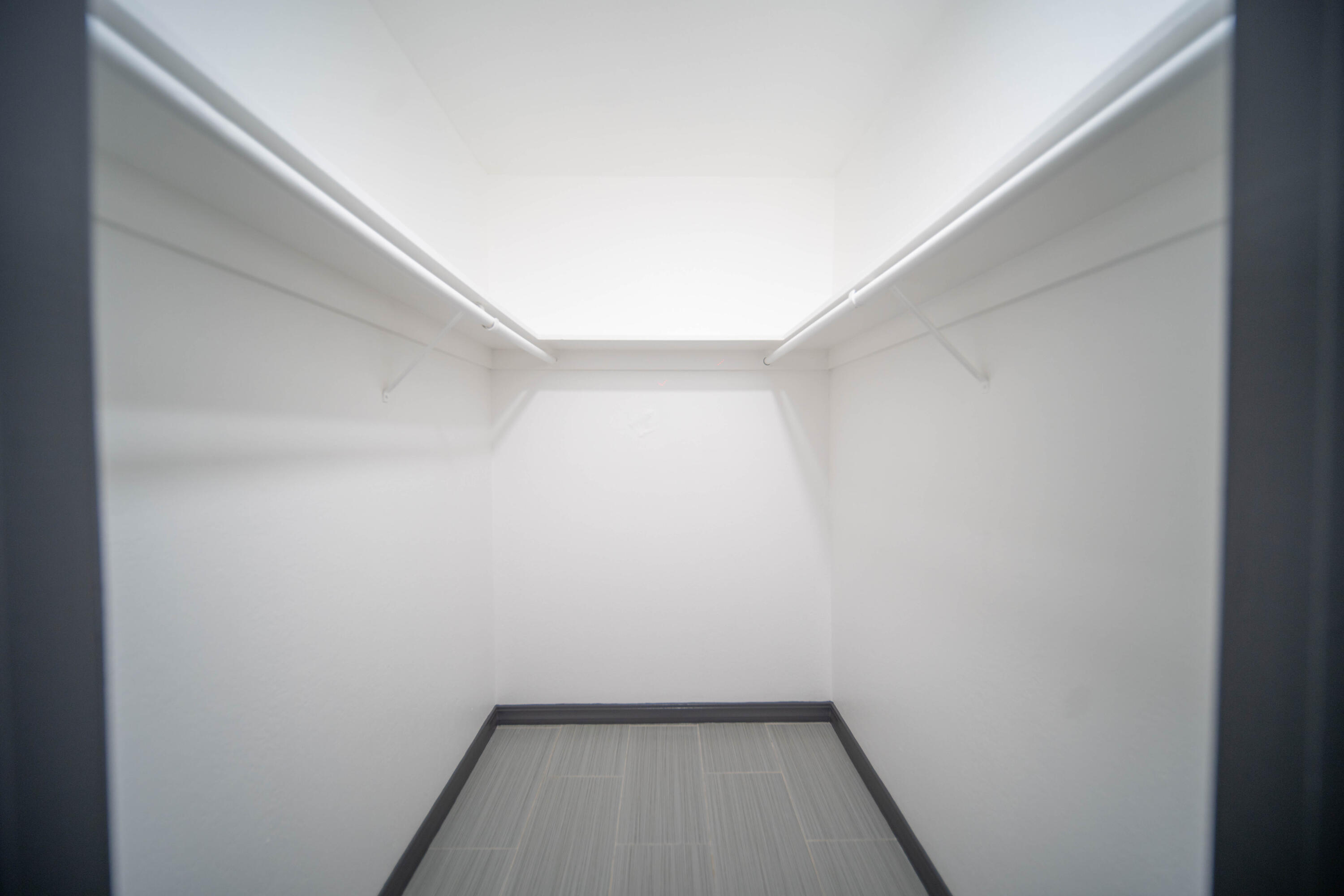 1550 W Ashlan Ave #113, Fresno, CA 93705