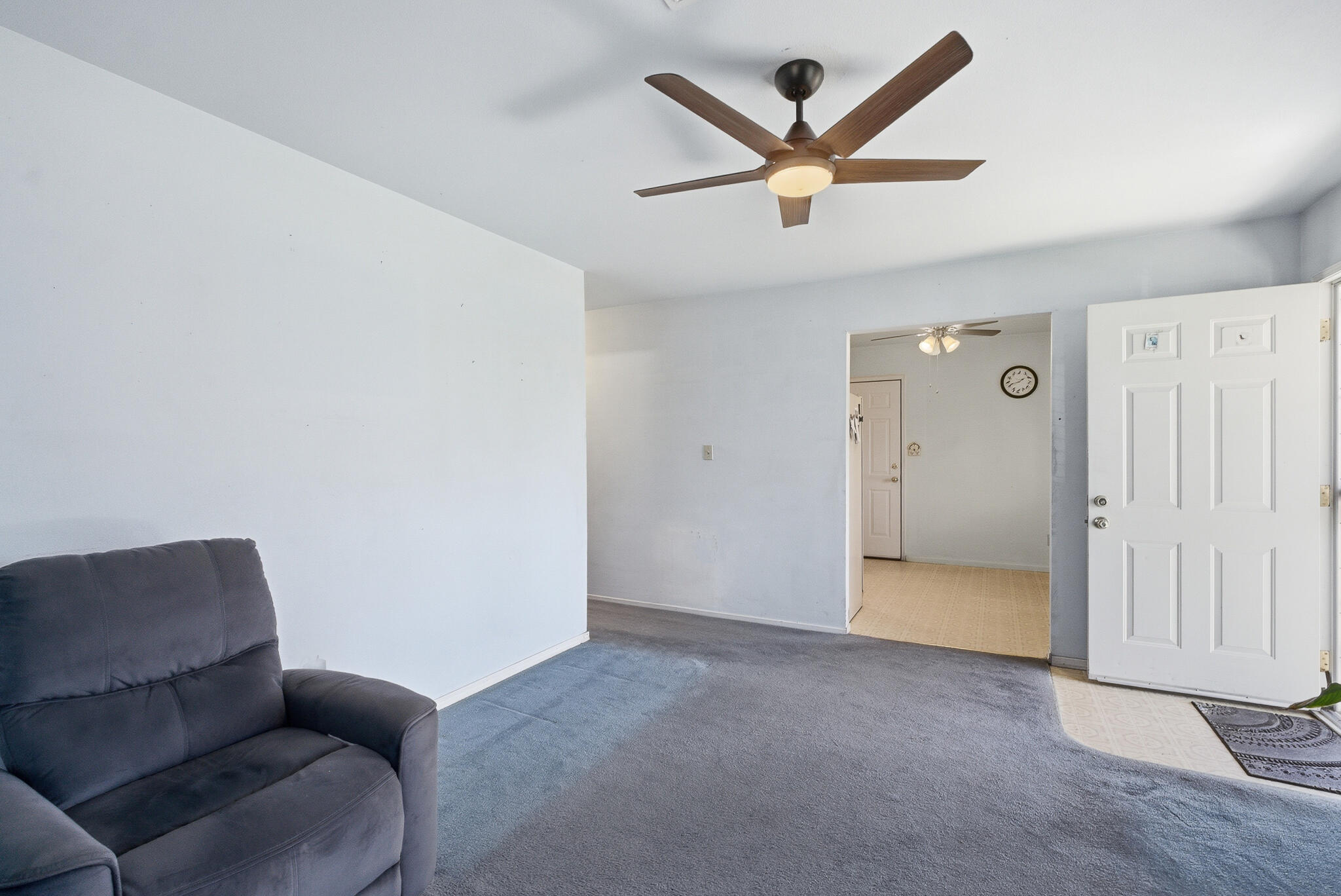 456 N Smith Ave, Dinuba, CA 93618