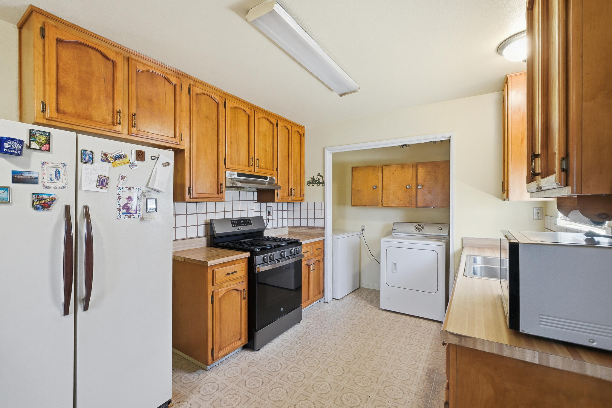 456 N Smith Ave, Dinuba, CA 93618