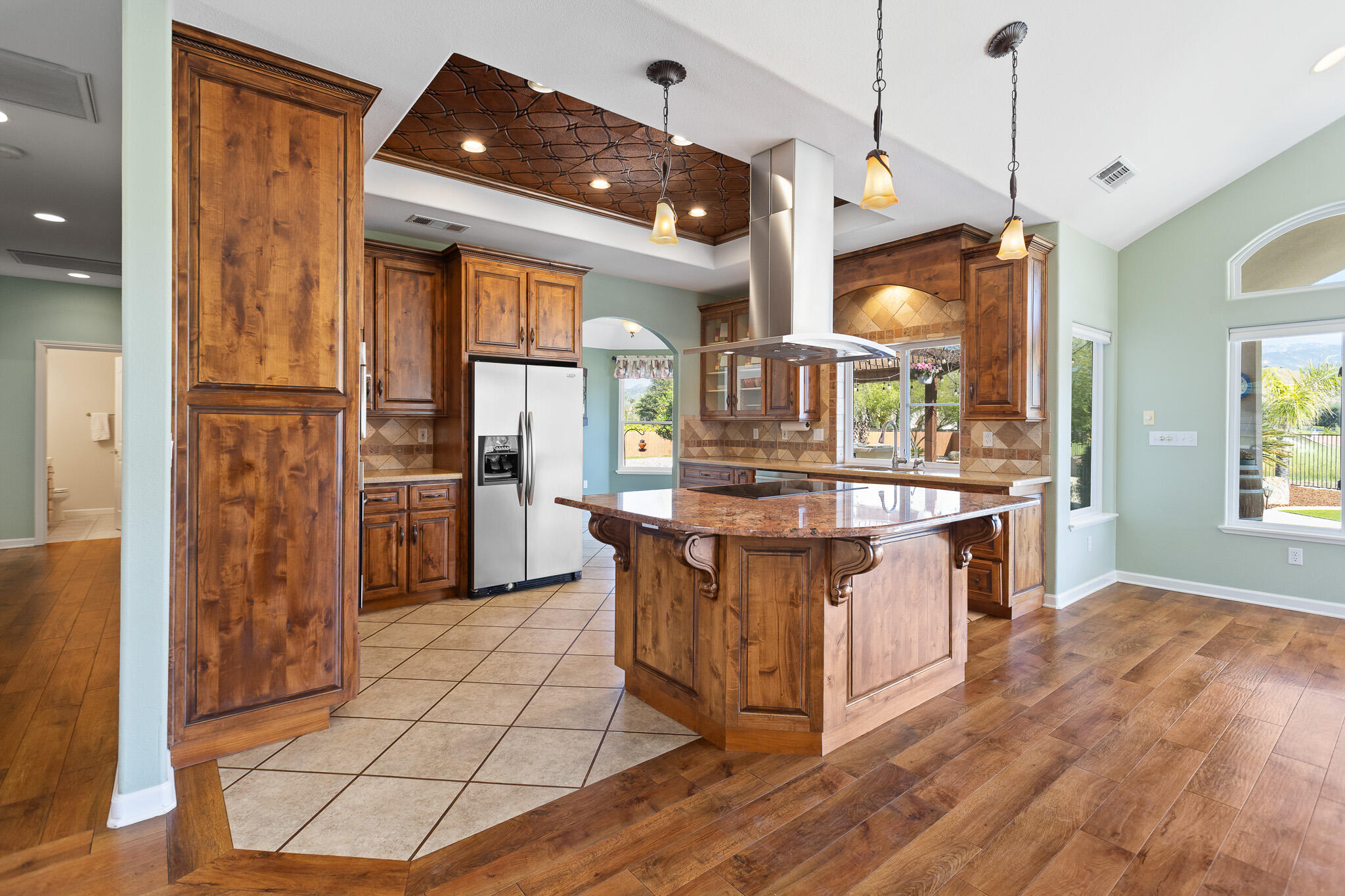 32250 Appaloosa Dr, Springville, CA 93265